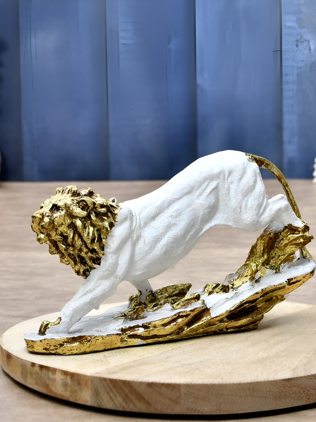 

Craft Junction Gold Toned & White Lion Figurine Showpiece