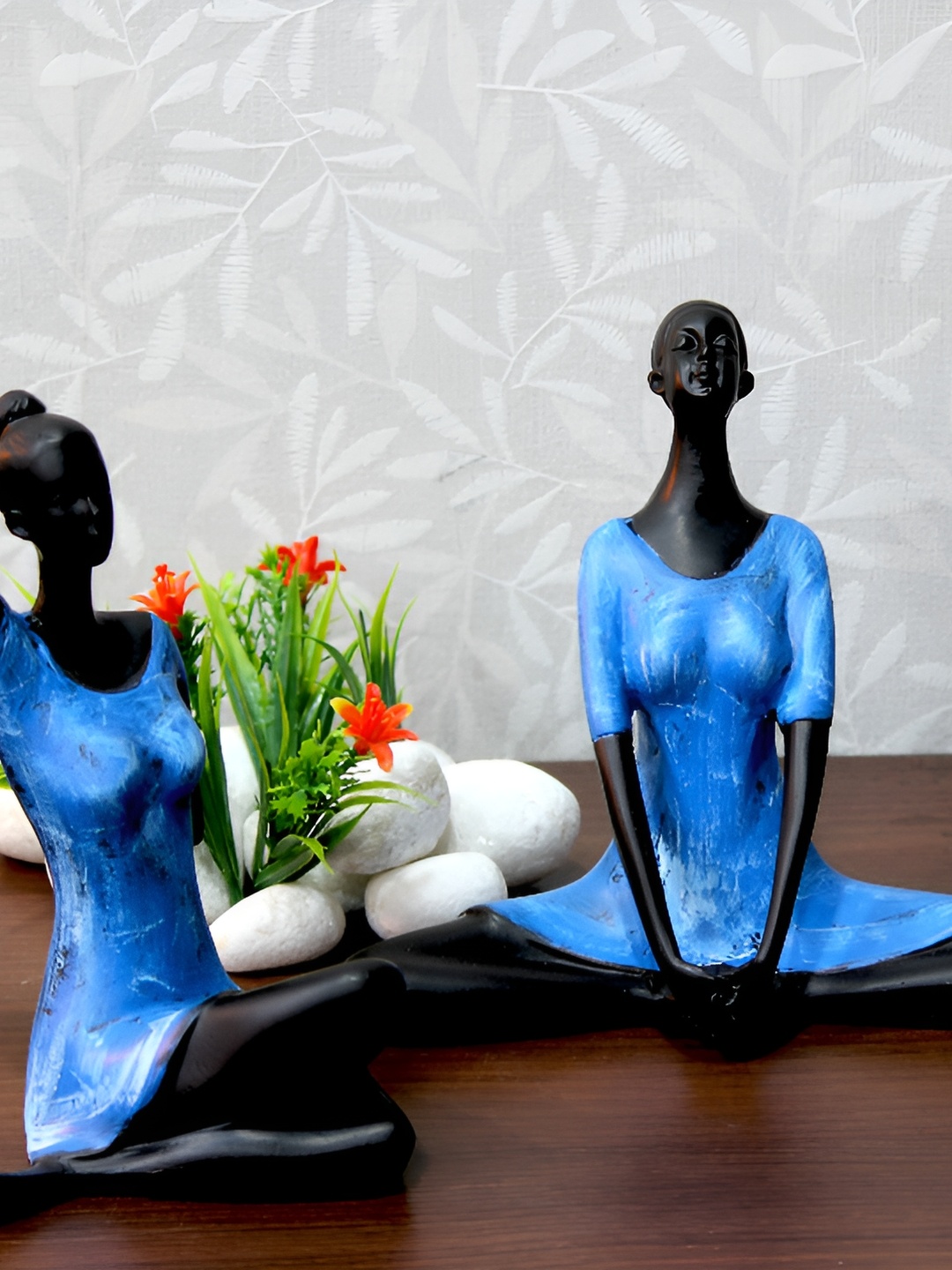 

Craft Junction Blue Polyresin Figurine Showpiece