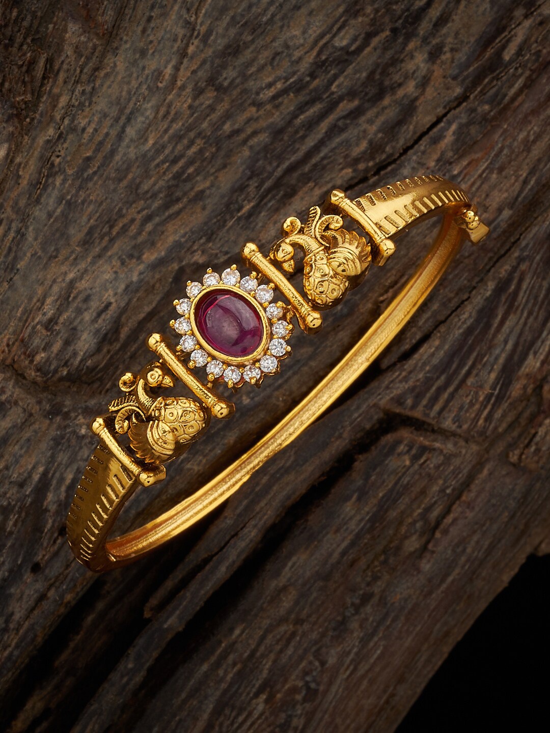

Kushal's Fashion Jewellery Cubic Zirconia Antique Gold-Plated Bangle-Style Bracelet