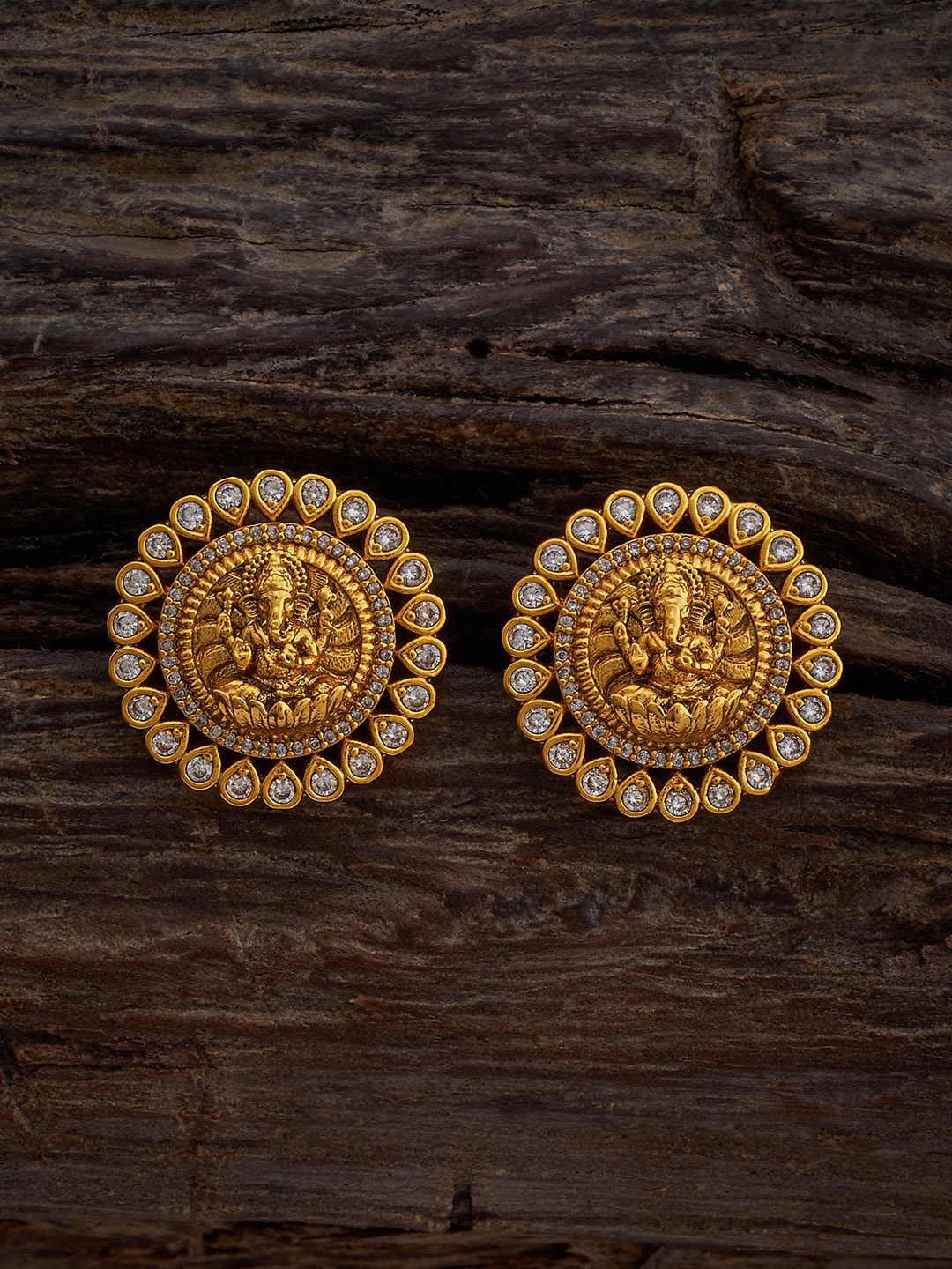 

Kushal's Fashion Jewellery Gold-Plated Cubic Zirconia Studded Contemporary Studs Earrings