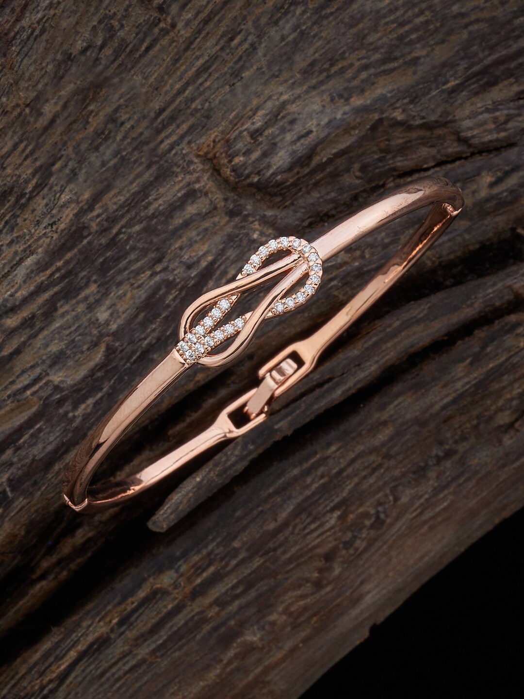 

Kushal's Fashion Jewellery Women Cubic Zirconia Rose Gold-Plated Kada Bracelet