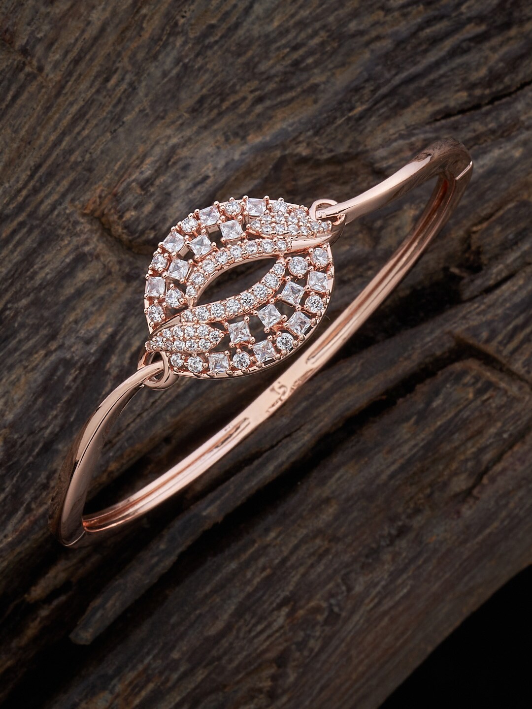 

Kushal's Fashion Jewellery Women Cubic Zirconia Rose Gold-Plated Kada Bracelet