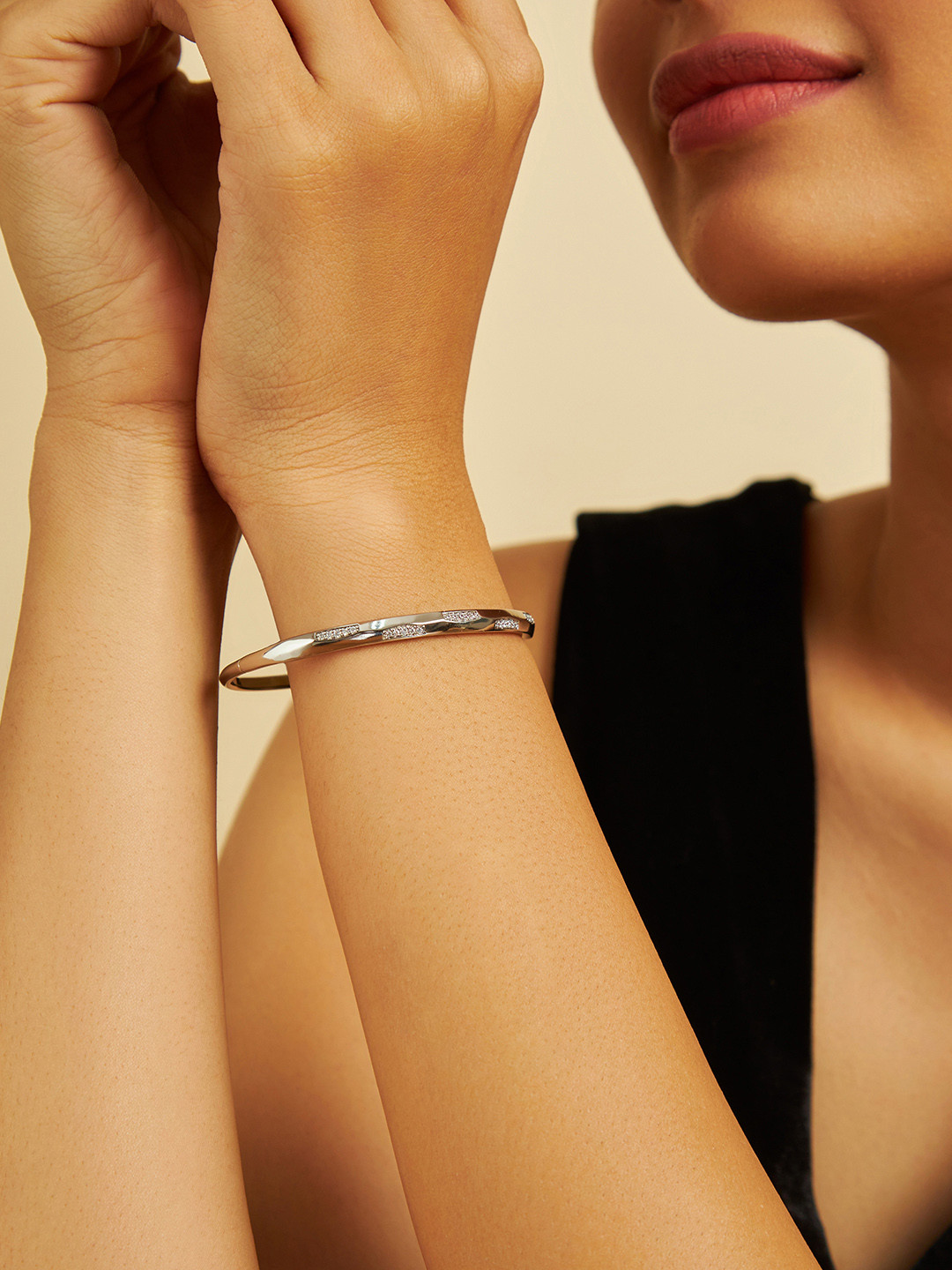 

Kushal's Fashion Jewellery Rhodium-Plated Cubic Zirconia Studded Kada Bracelet, Silver