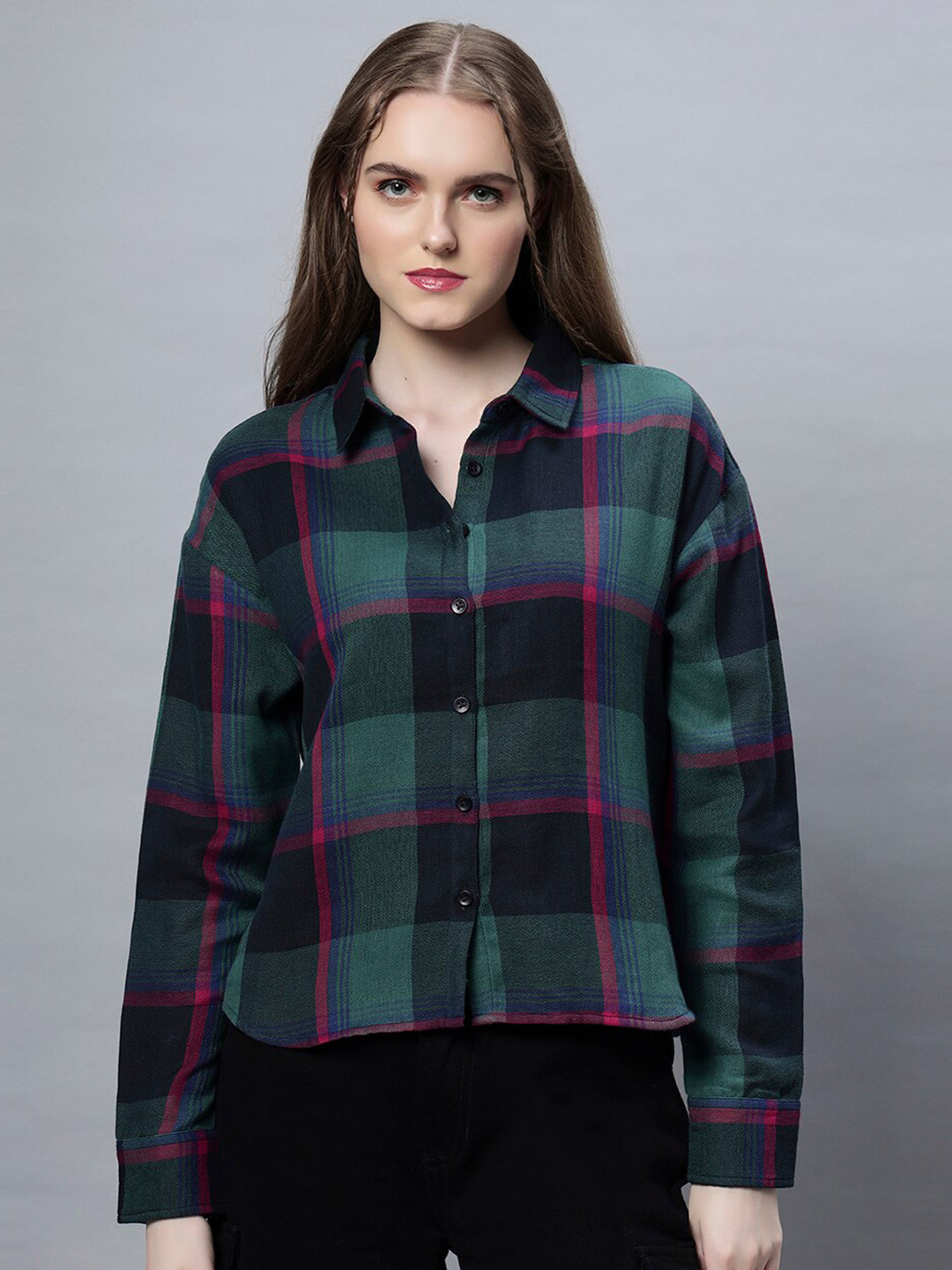 

The Roadster Lifestyle Co Checked Pure Cotton Spread Collar Shirt, Navy blue