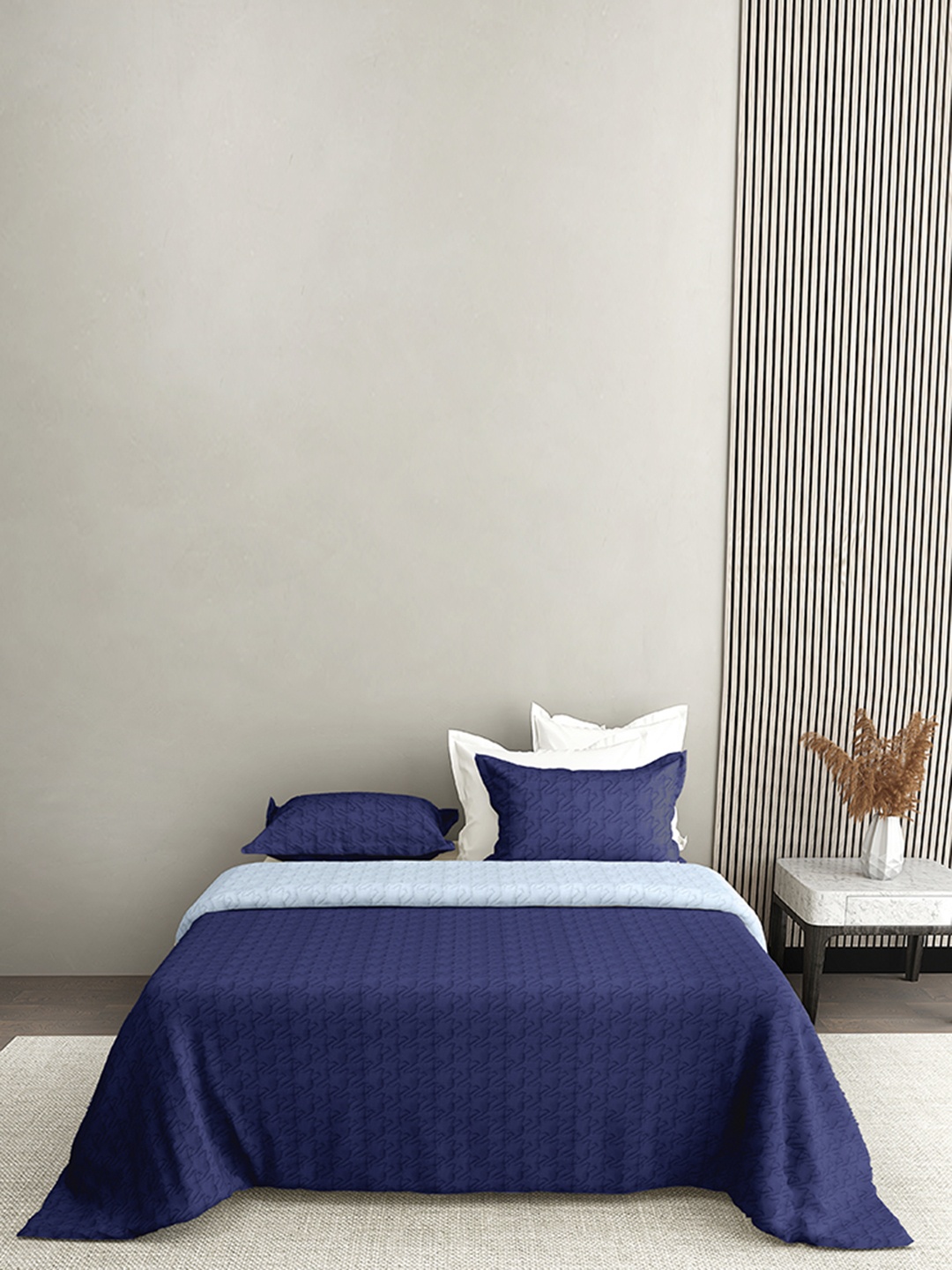 

LABHAM Navy Blue Printed 349 TC Double Queen Bedsheet With 2 Pillow Covers