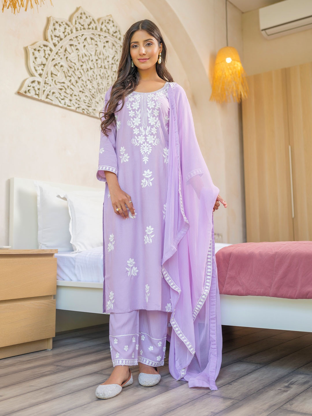 

House of Pataudi Embroidered Round Neck Straight Kurta With Trouser & Dupatta, Lavender