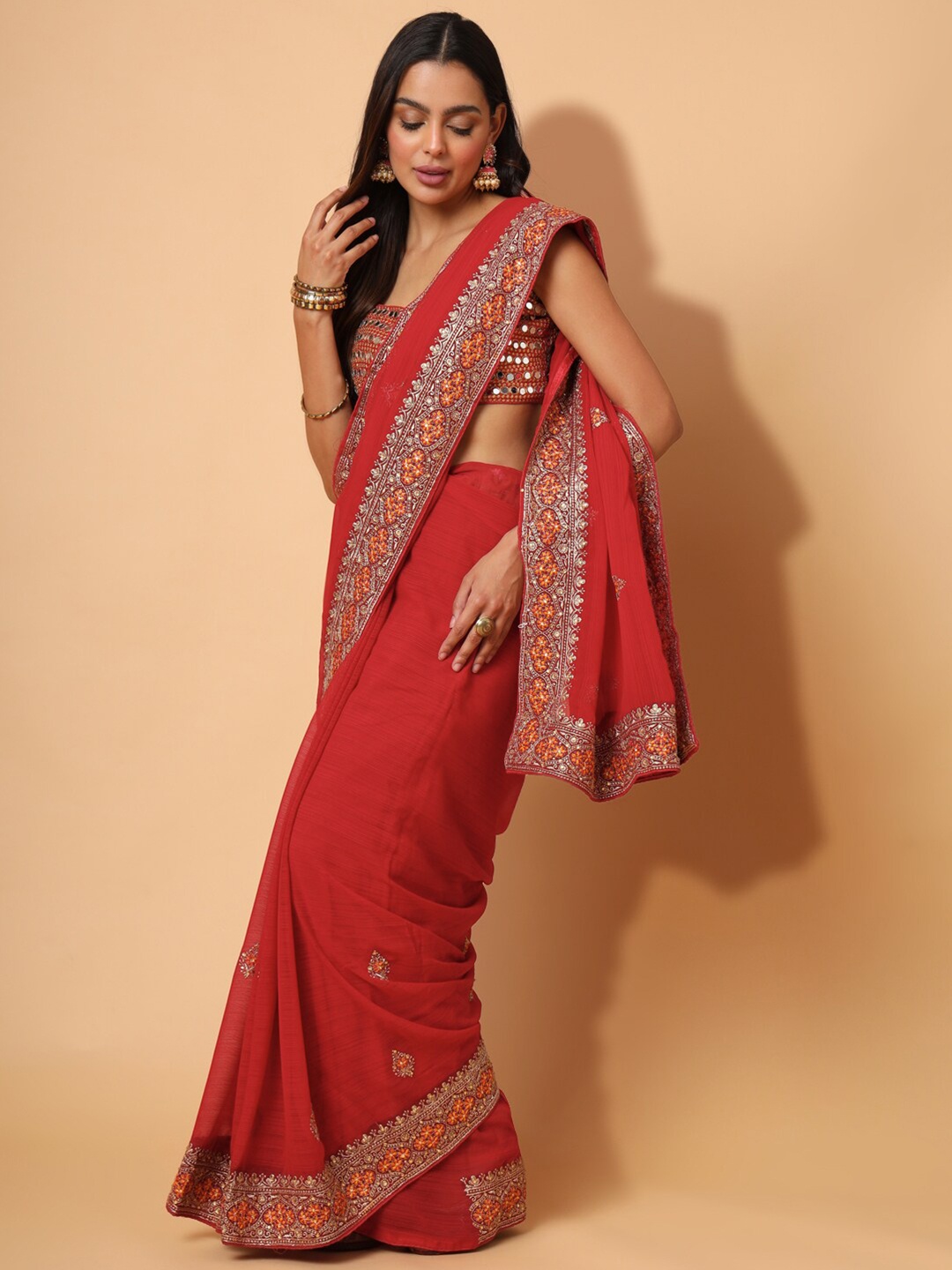 

PRAKRTEE Embellished Beads and Stones Saree, Red