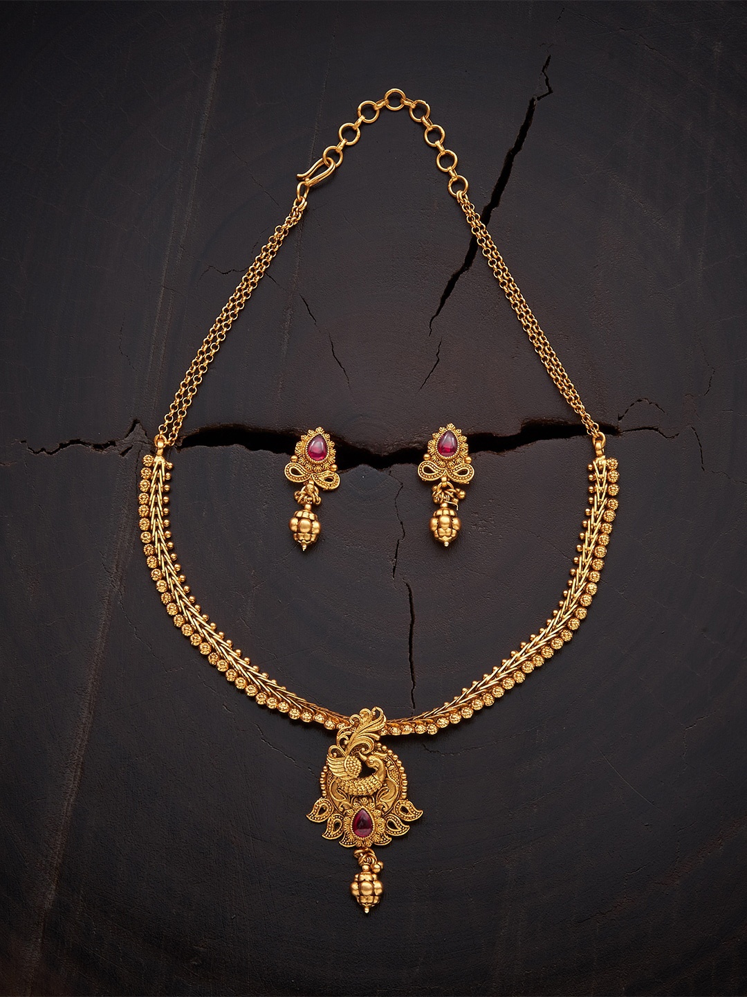 

Kushal's Fashion Jewellery Gold-Plated Stones-Studded Jewellery Set