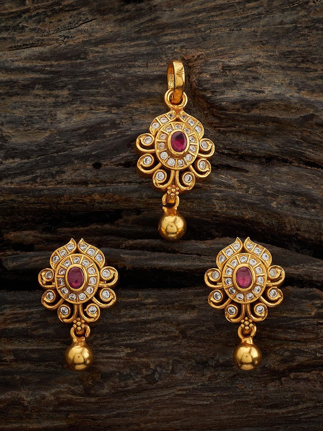 

Kushal's Fashion Jewellery 92.5 Pure Silver Gold-Plated Stone Studded Jewellery Set