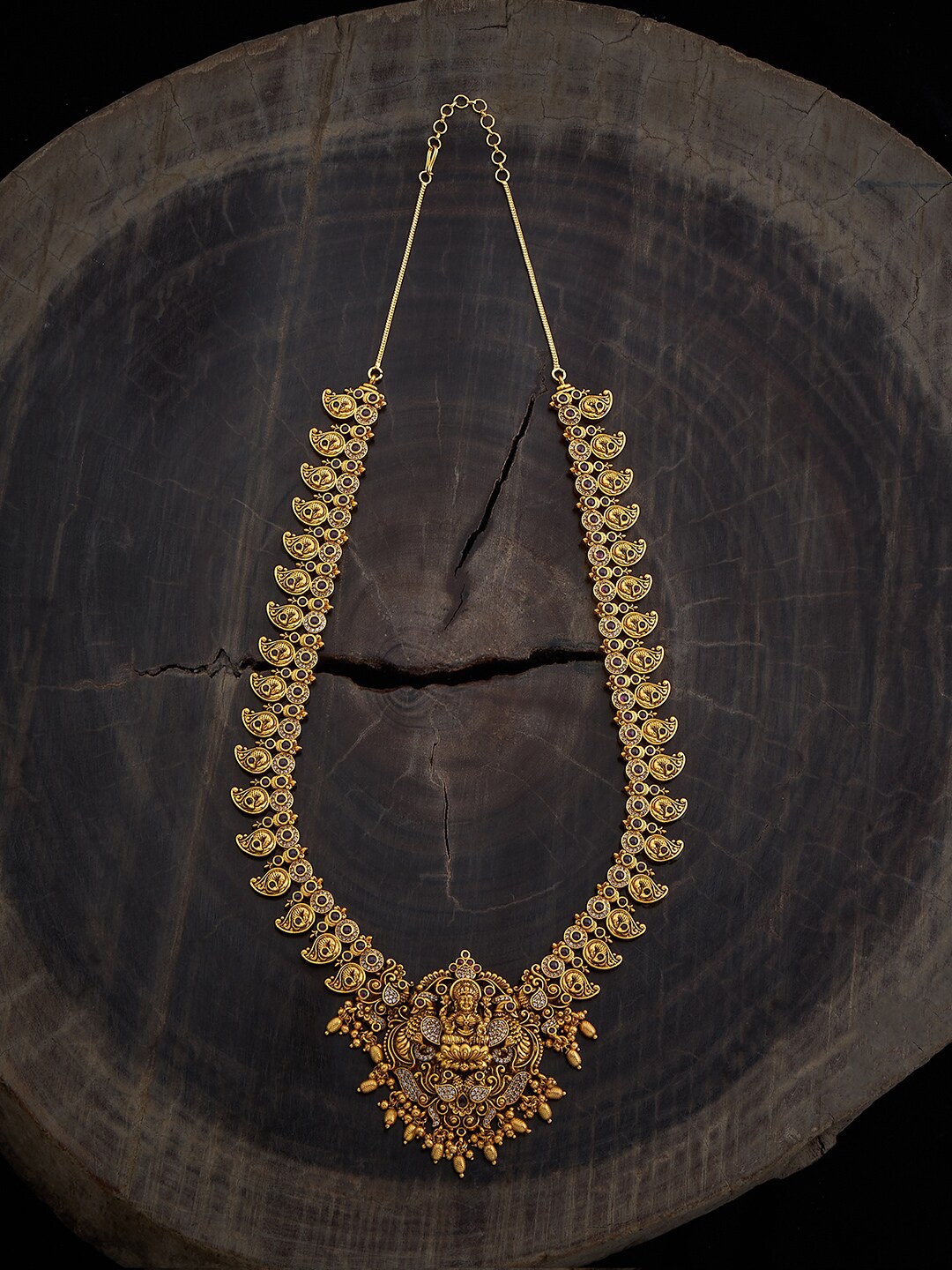 

Kushal's Fashion Jewellery Copper Gold-Plated Artificial Stones Studded Antique Necklace