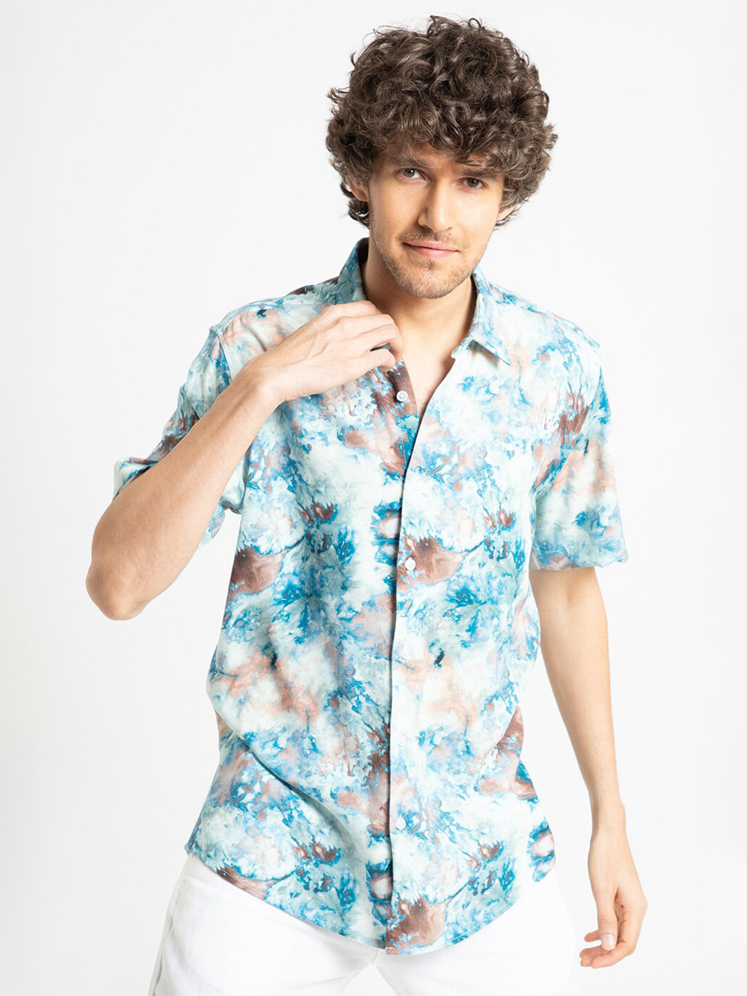 

Banana Club Classic Abstract Printed Spread Collar Curved Slim Fit Casual Shirt, Blue
