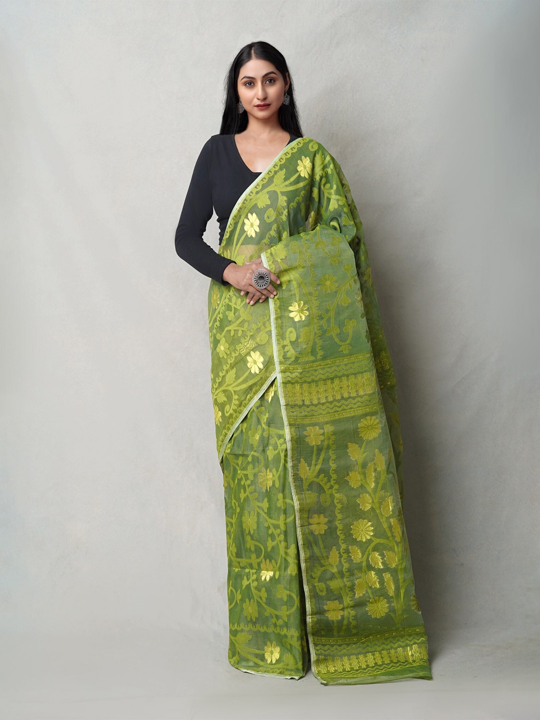 

Unnati Silks Woven Design Pure Cotton Handloom Jamdani Saree, Green