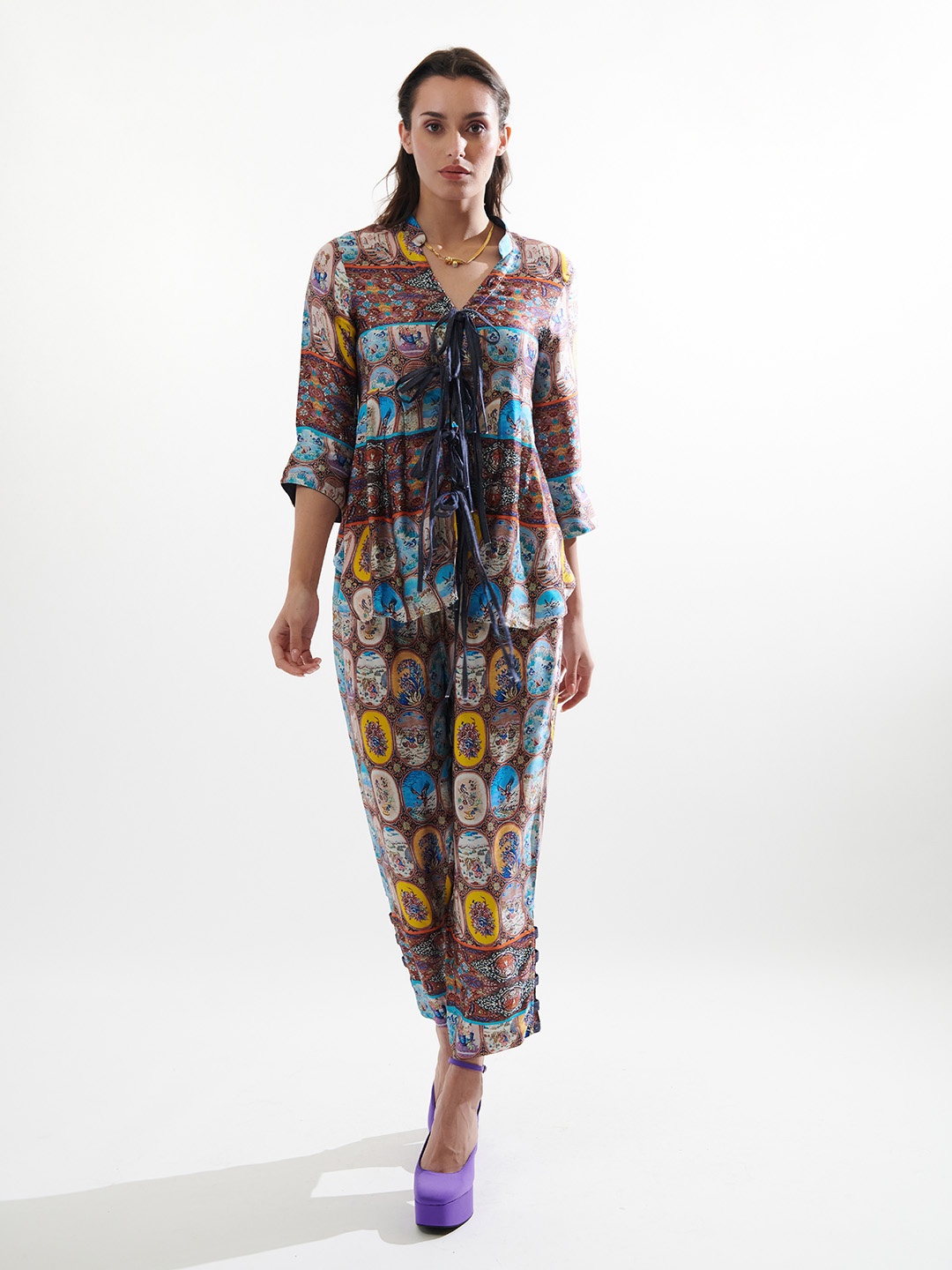 

CIN CIN Printed V-Neck Top With Trousers, Brown