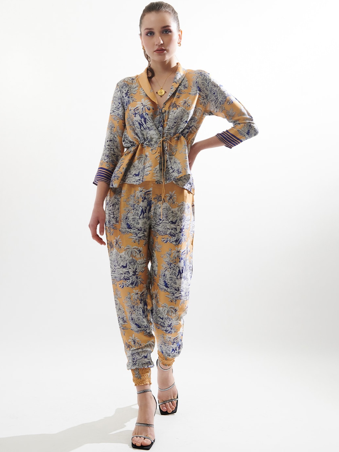 

CIN CIN Printed Shawl Neck Top With Trousers, Mustard