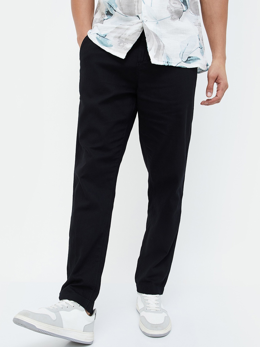 

CODE by Lifestyle Men Mid-Rise Cotton Plain Chinos Trousers, Black