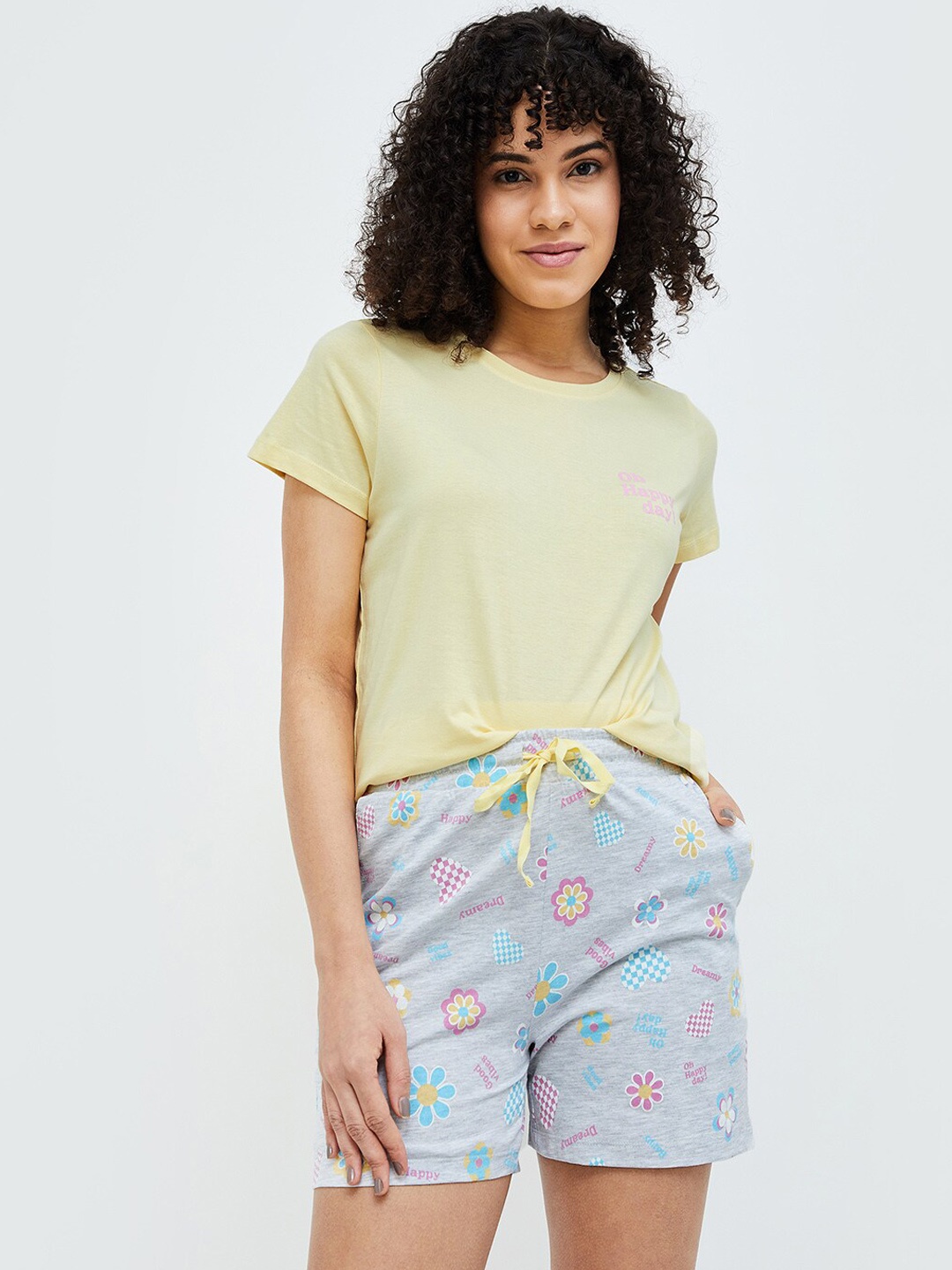 

Ginger by Lifestyle Printed Pure Cotton T-shirt With Shorts, Yellow