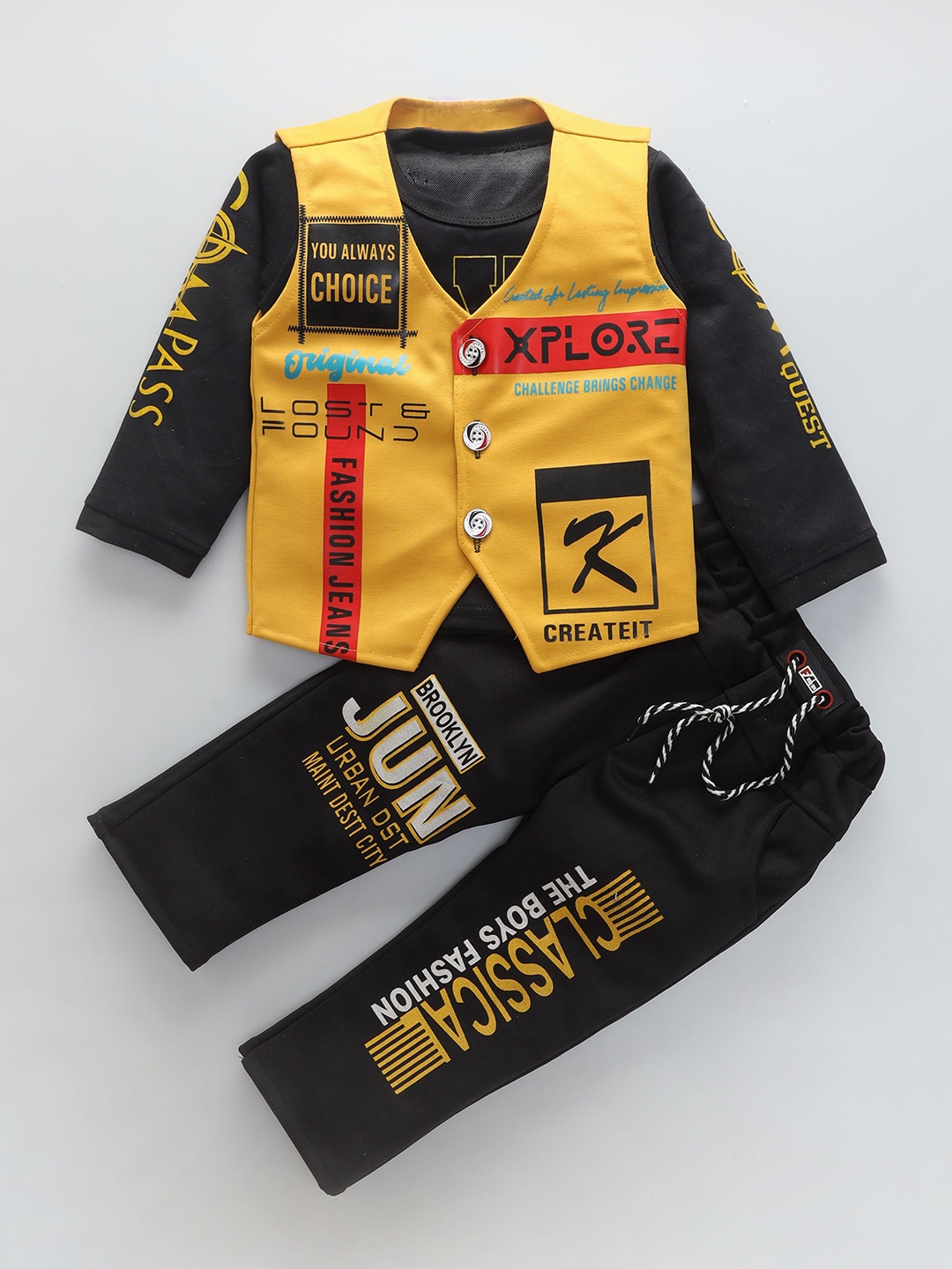 

BAESD Boys Printed T-shirt with Trousers, Yellow