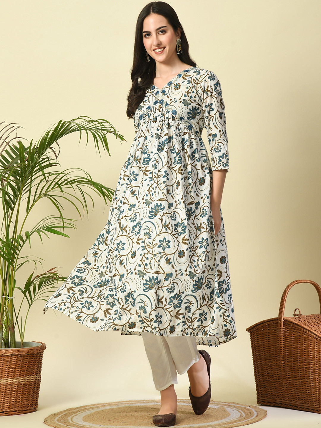 

JAYLEEN Floral Printed Thread Work Empire A-Line Kurta with Trousers, White