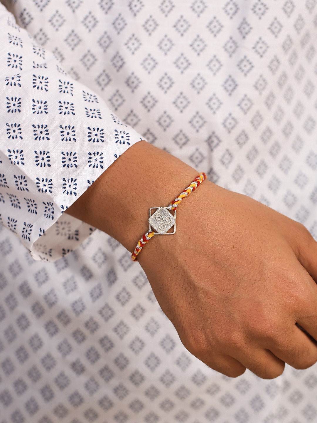 

Kicky And Perky 925 Sterling Silver Thread Rakhi