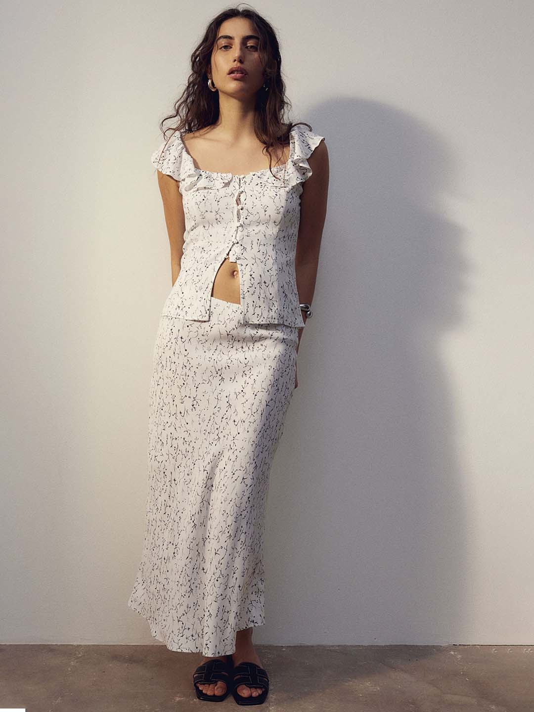 

H&M Viscose Crepe skirt, White