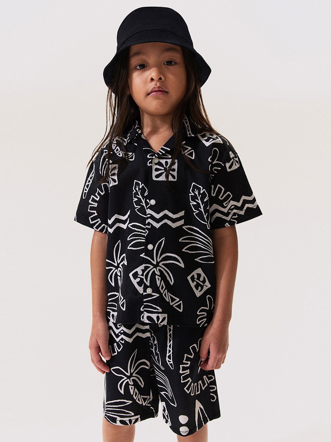 

H&M Boys Patterned Resort Shirt, Black