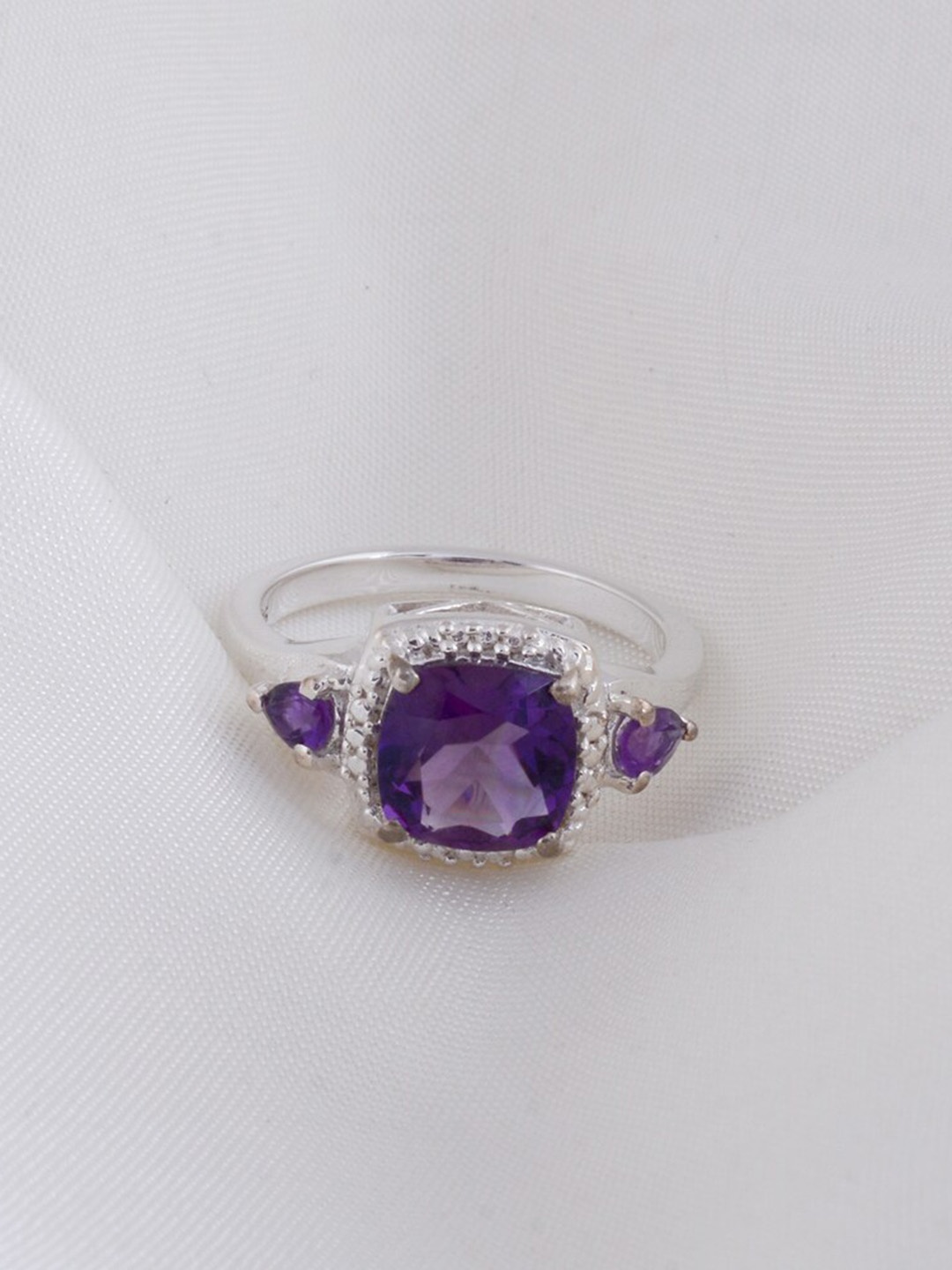 

HIFLYER JEWELS 925 Sterling Silver Amethyst Gemstone Studded Ring