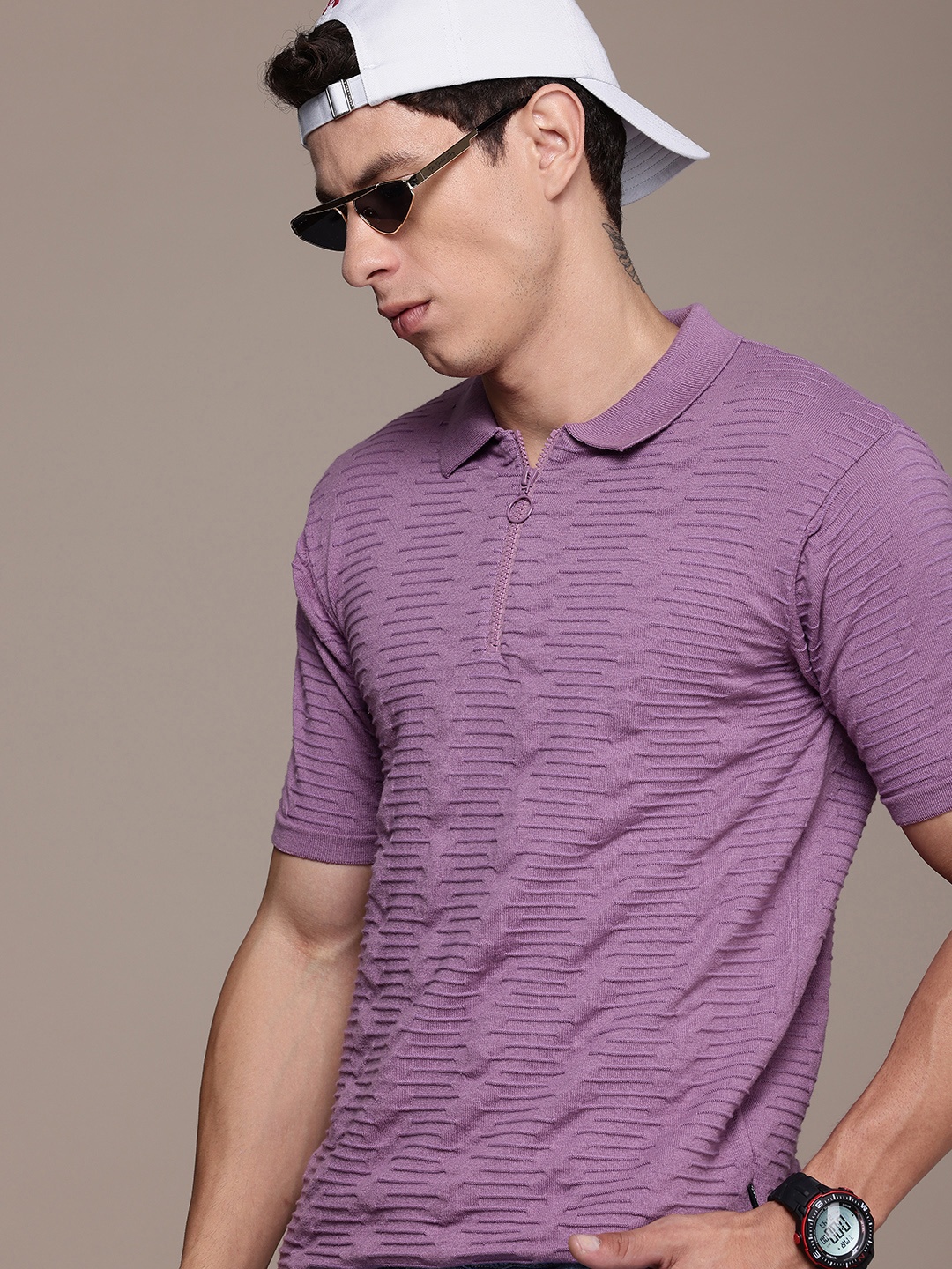

Roadster Men Self Design Polo Collar T-shirt, Purple