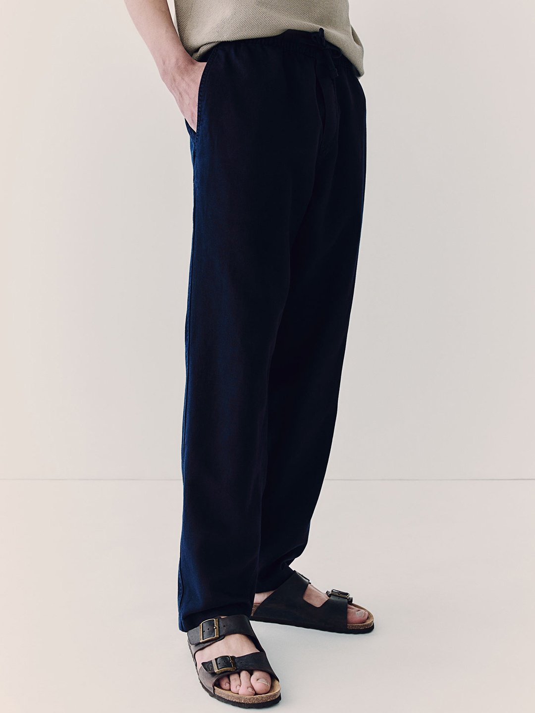 

H&M Men Relaxed Fit Linen-Blend Trousers, Blue