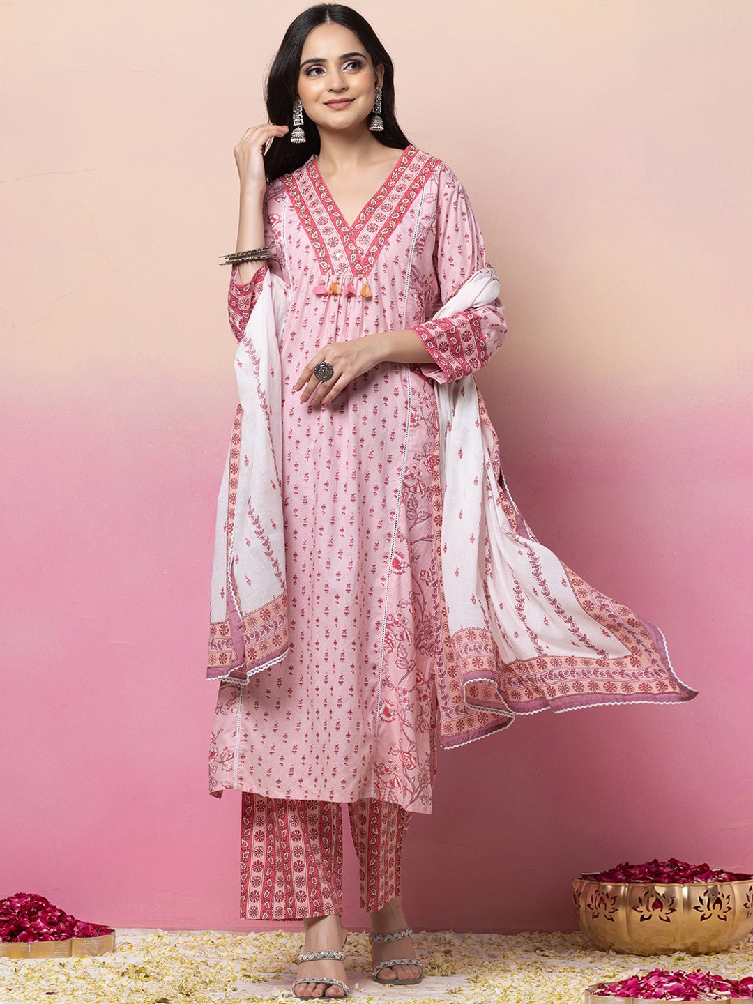 

INDYA Printed Cotton V-Neck Three-Quarter Sleeves Kurta & Trouser & Dupatta Sets, Pink