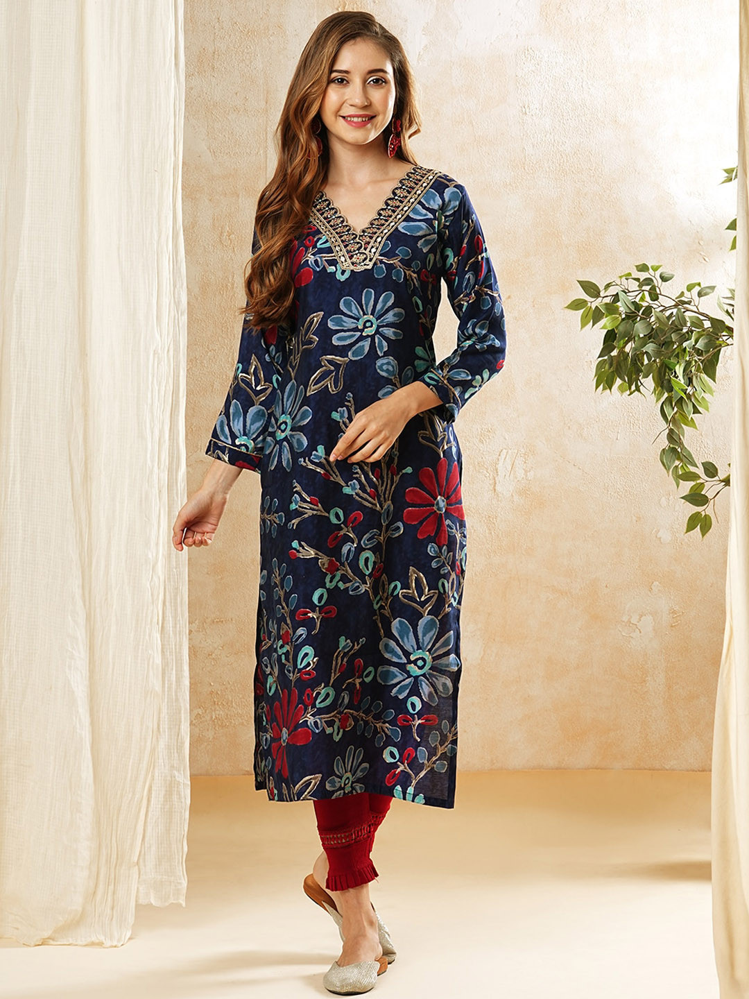 

FASHOR Floral Printed Sequinned Straight Kurta, Navy blue