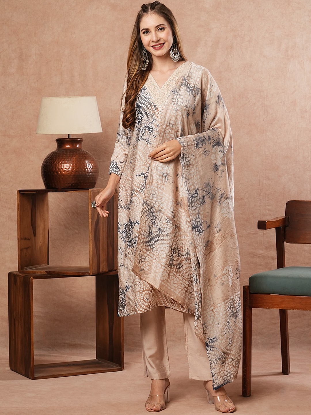 

FASHOR Floral Printed Sequinned Chanderi Cotton Straight Kurta with Trousers & Dupatta, Beige