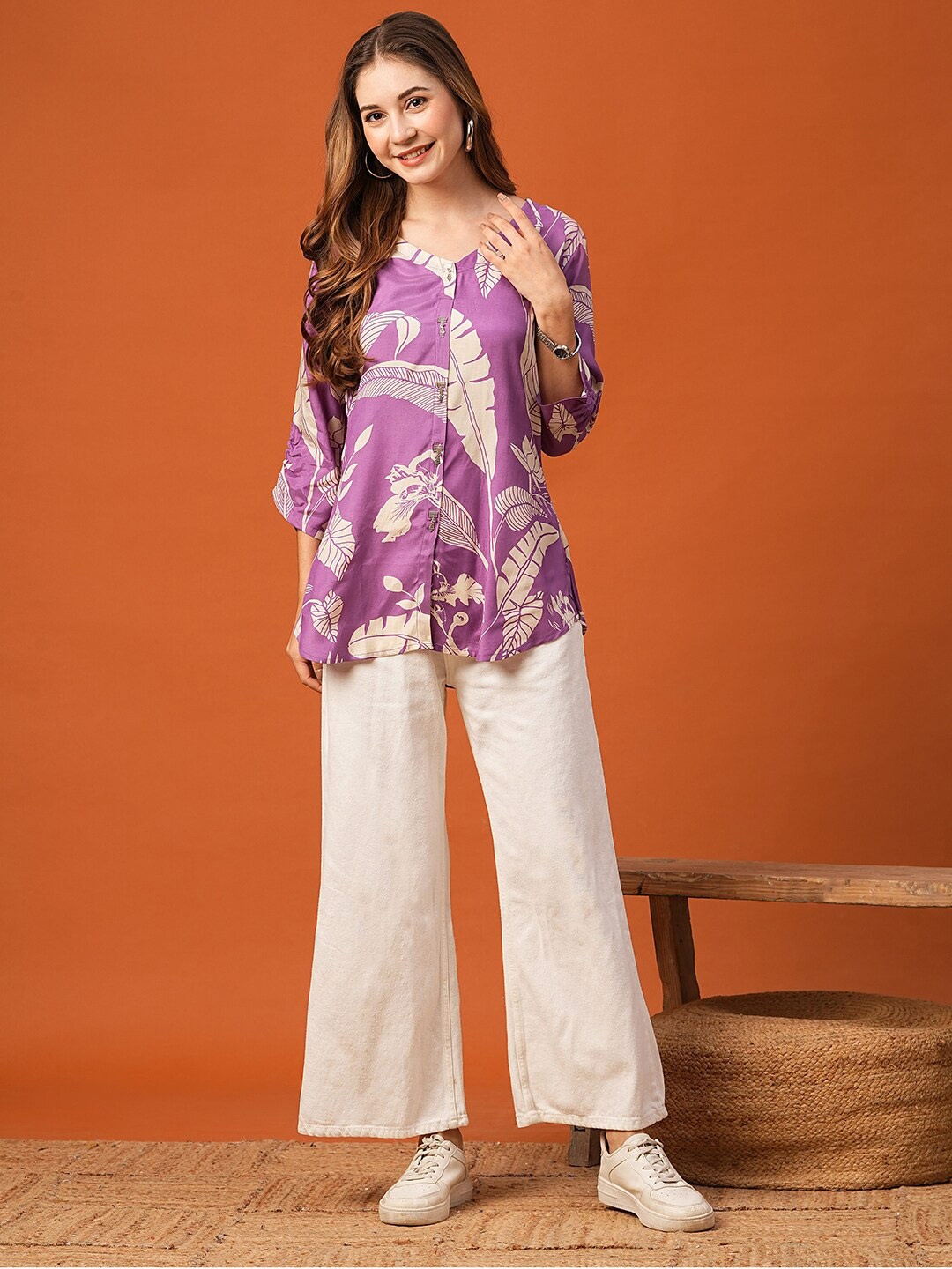 

FASHOR Floral Printed V-Neck Straight Kurti, Purple