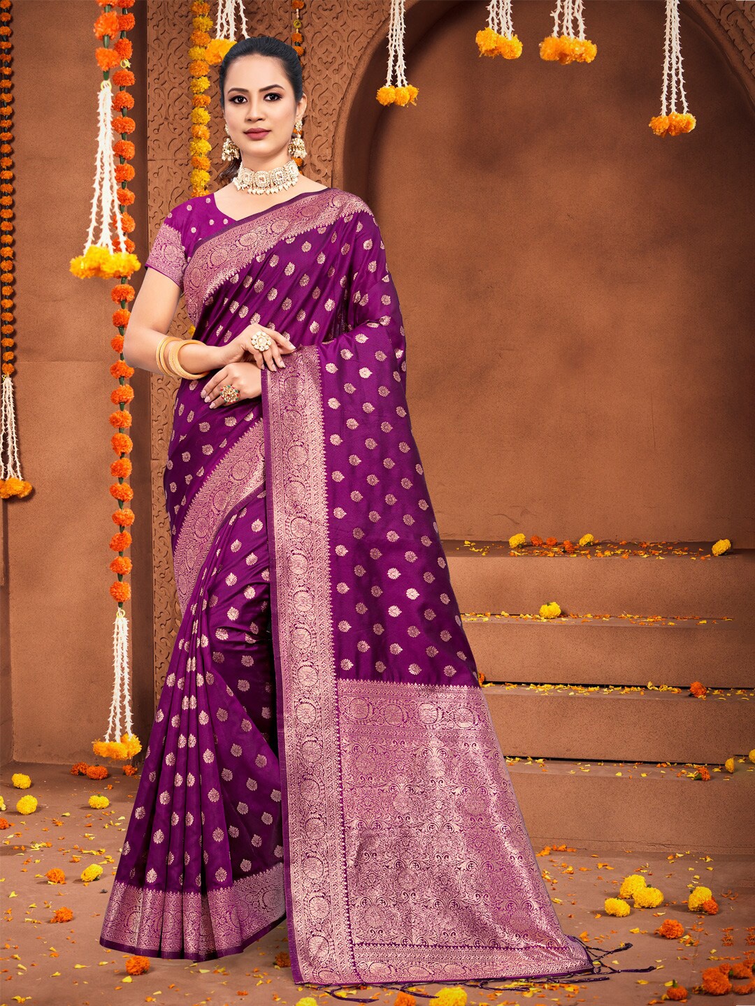 

Fashion Petals Ethnic Motifs Woven Design Saree, Purple