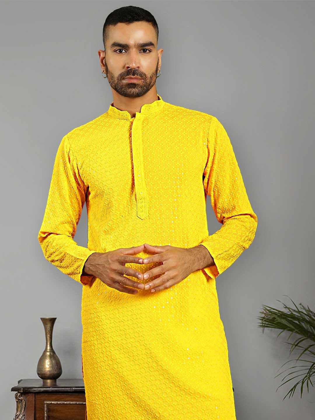 

Anouk Yellow Floral Embroidered Sequinned Pure Cotton Straight Kurta With Pyjama