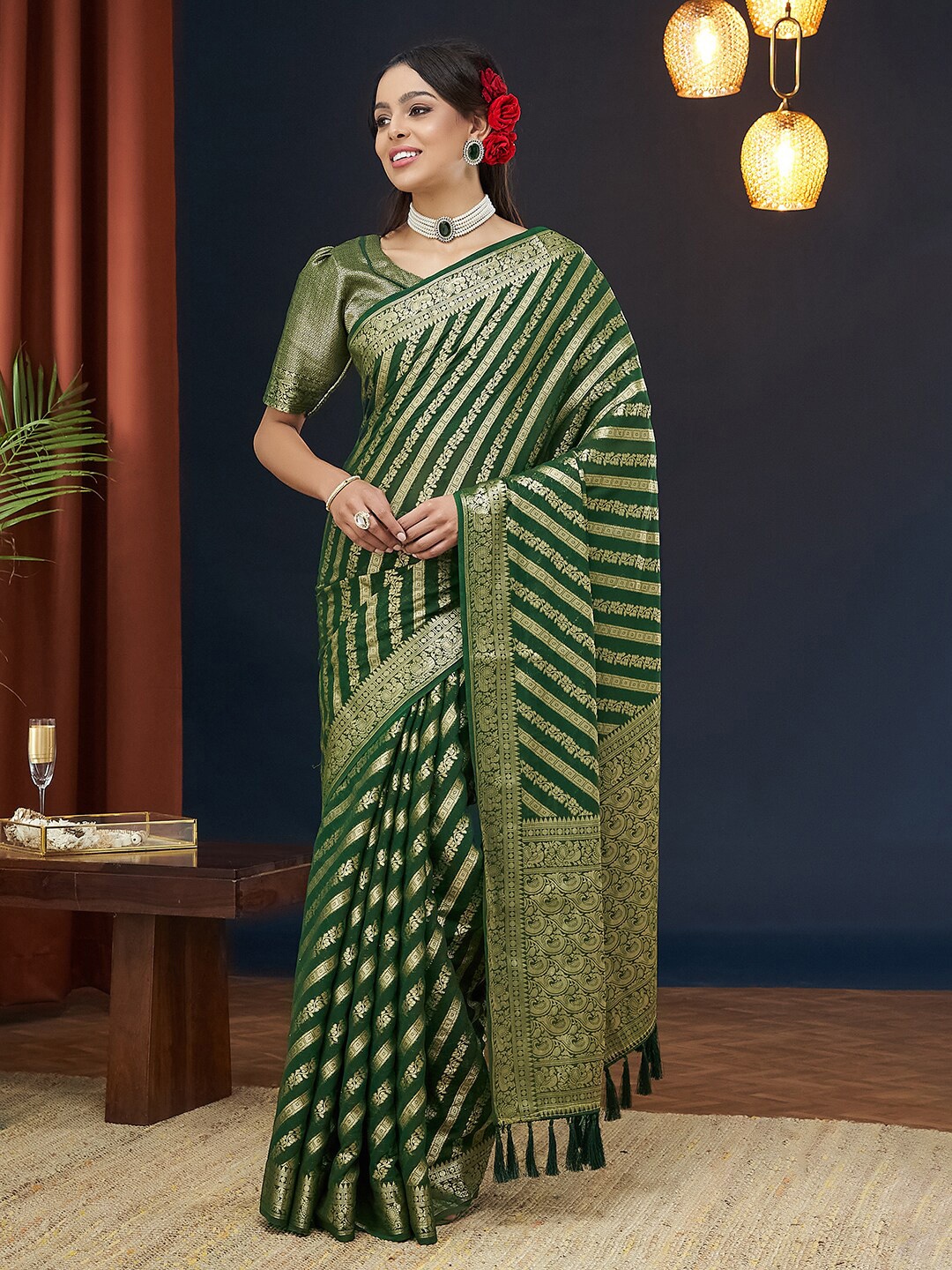 

FLOURIOUS Ethnic Motifs Woven Design Zari Pure Georgette Banarasi Saree, Green