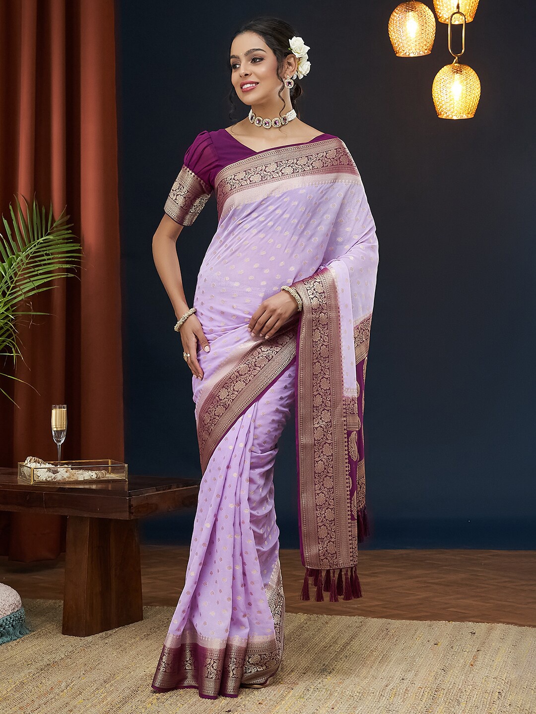 

FLOURIOUS Floral Zari Pure Georgette Kanjeevaram Saree, Lavender