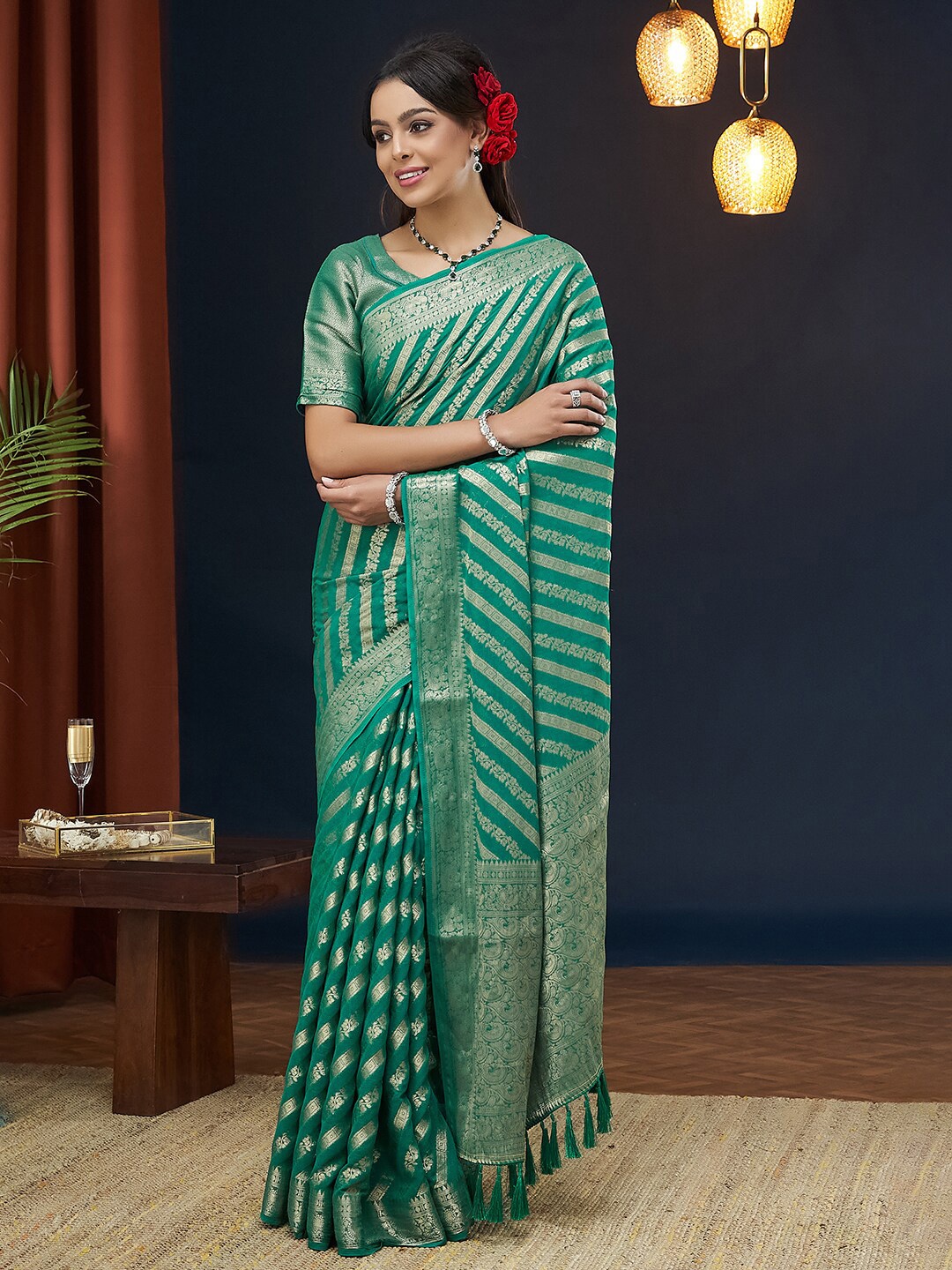 

FLOURIOUS Floral Woven Design Zari Pure Georgette Banarasi Saree, Sea green