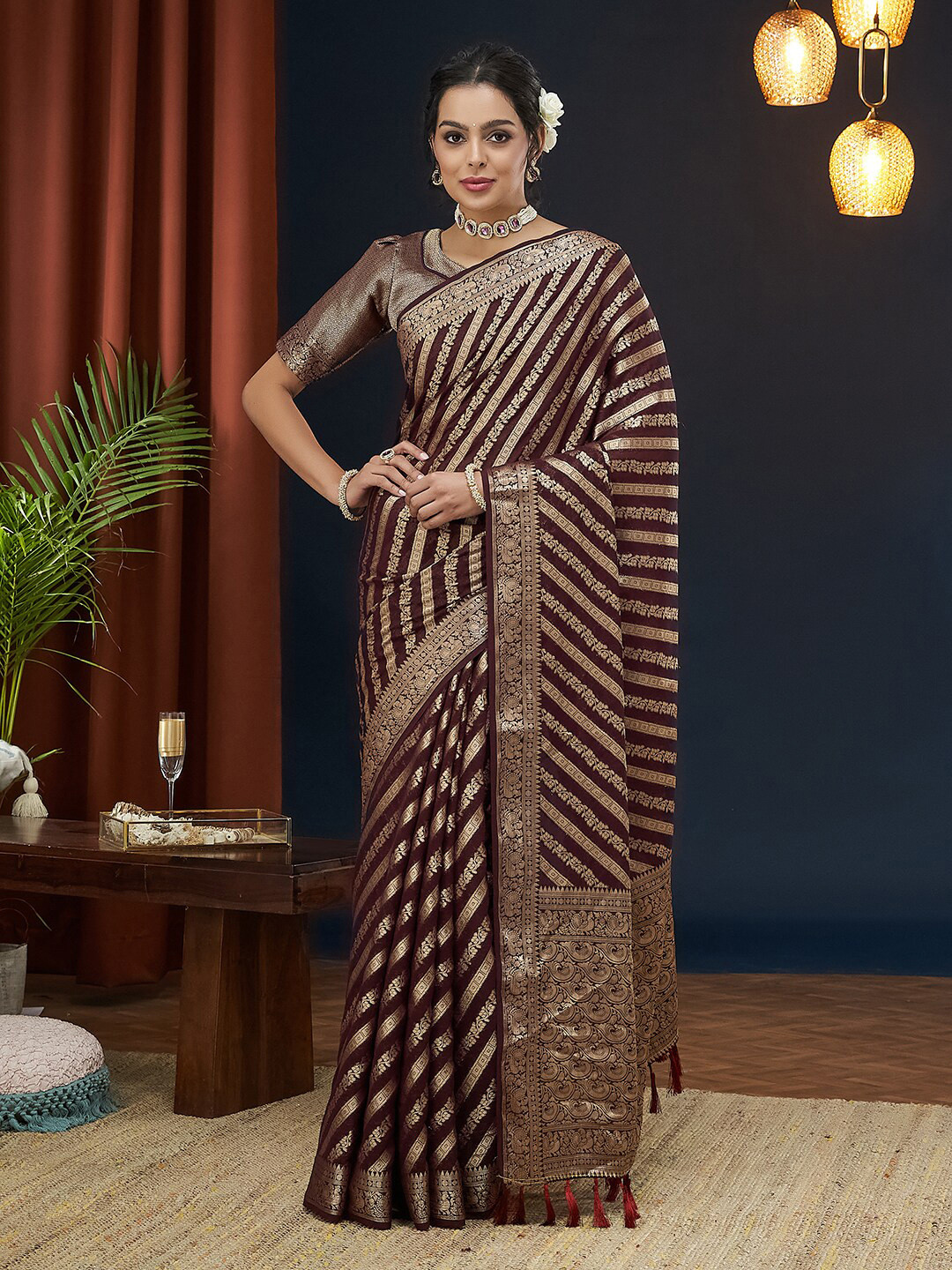 

FLOURIOUS Ethnic Motifs Zari Pure Georgette Banarasi Saree, Maroon
