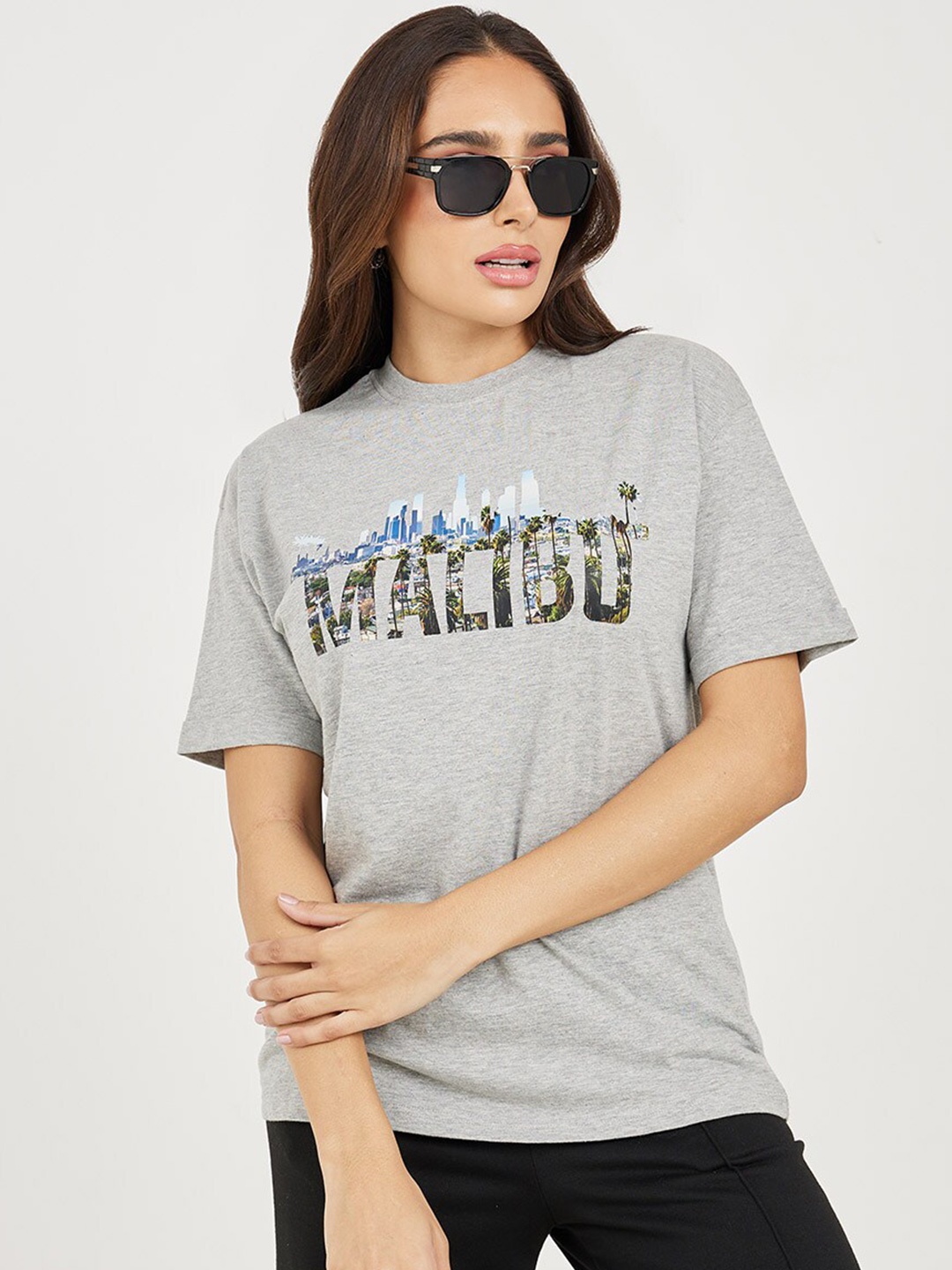 Styli Women's Oversized Malibu Slogan Round Neck Roll Up Short Sleeve T-Shirt, Grey