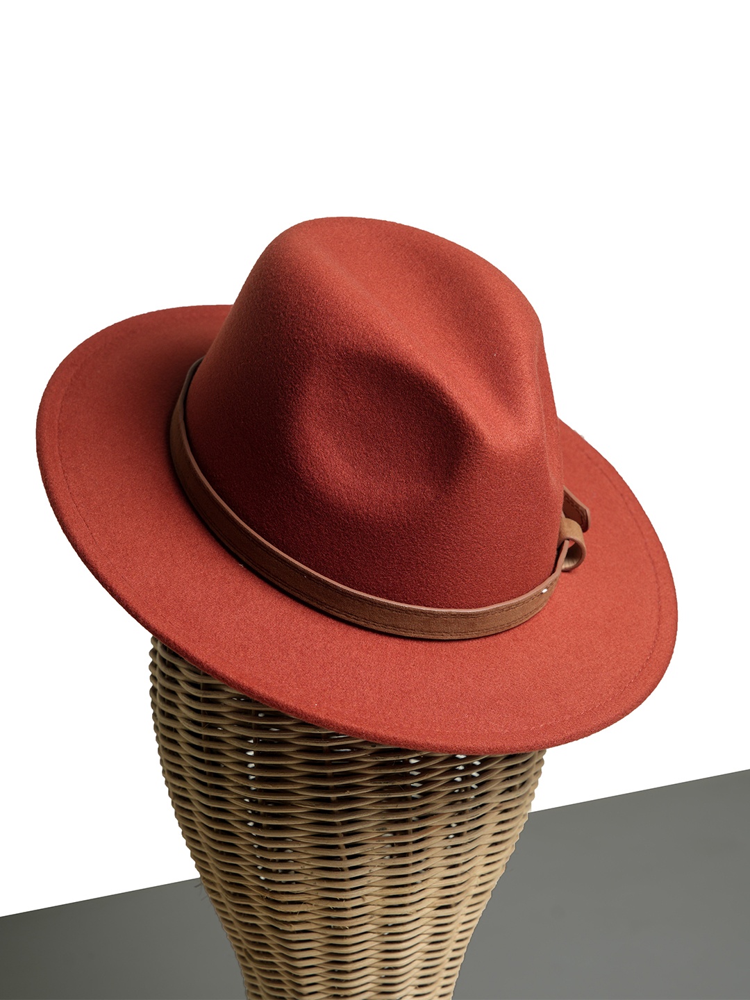 

CHOKORE Men Fedora Hat with Belt, Brown