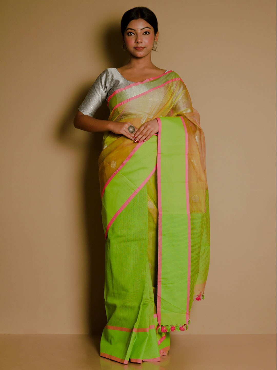 

SARIKA Striped Ethnic Saree, Green