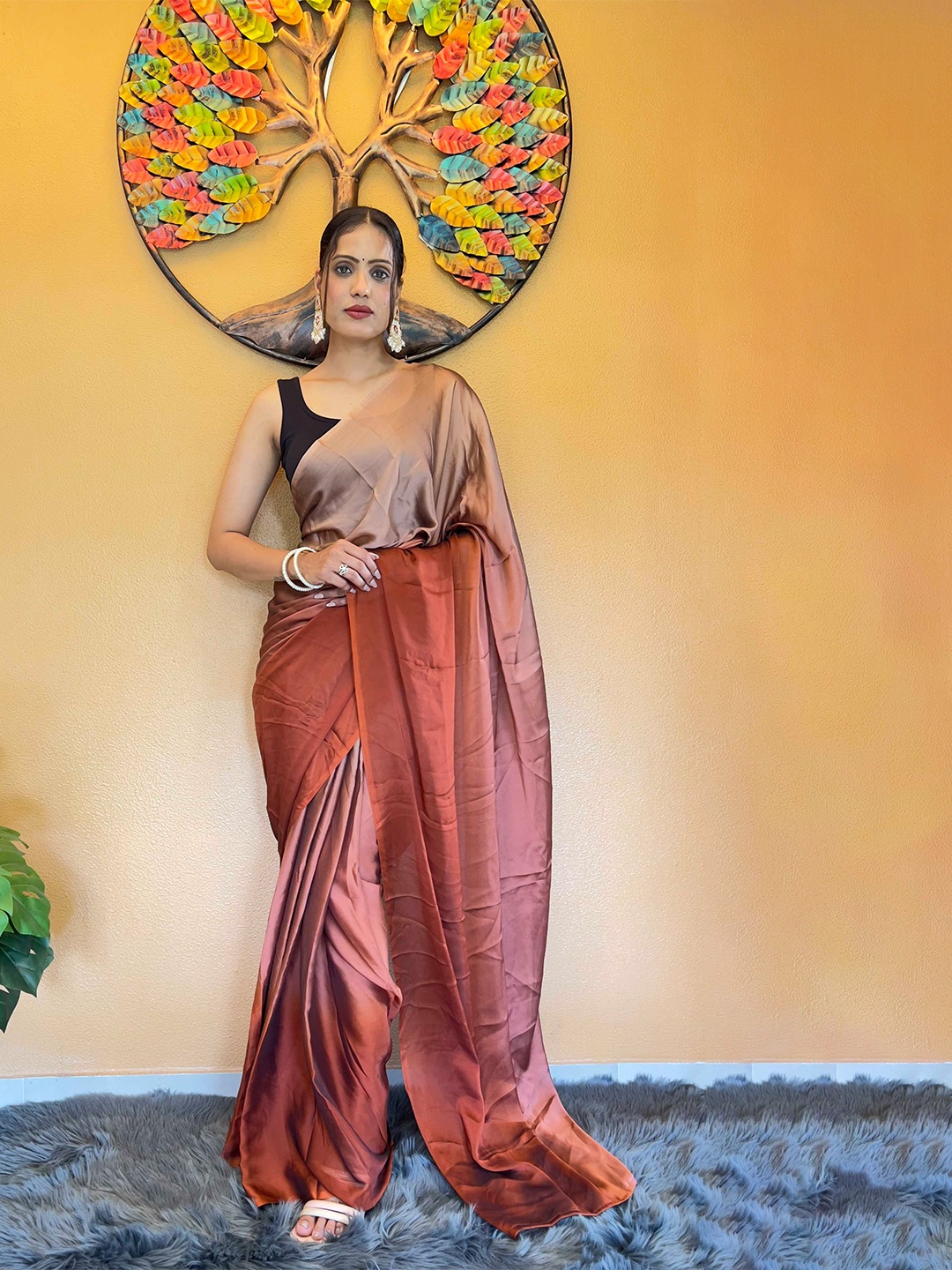 

Mitera Ombre Printed Saree, Orange