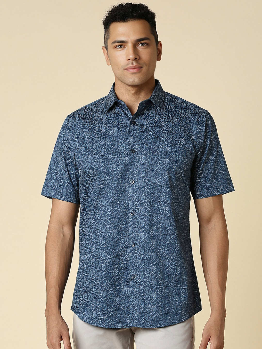 

Allen Solly Abstract Printed Slim Fit Cotton Casual Shirt, Blue