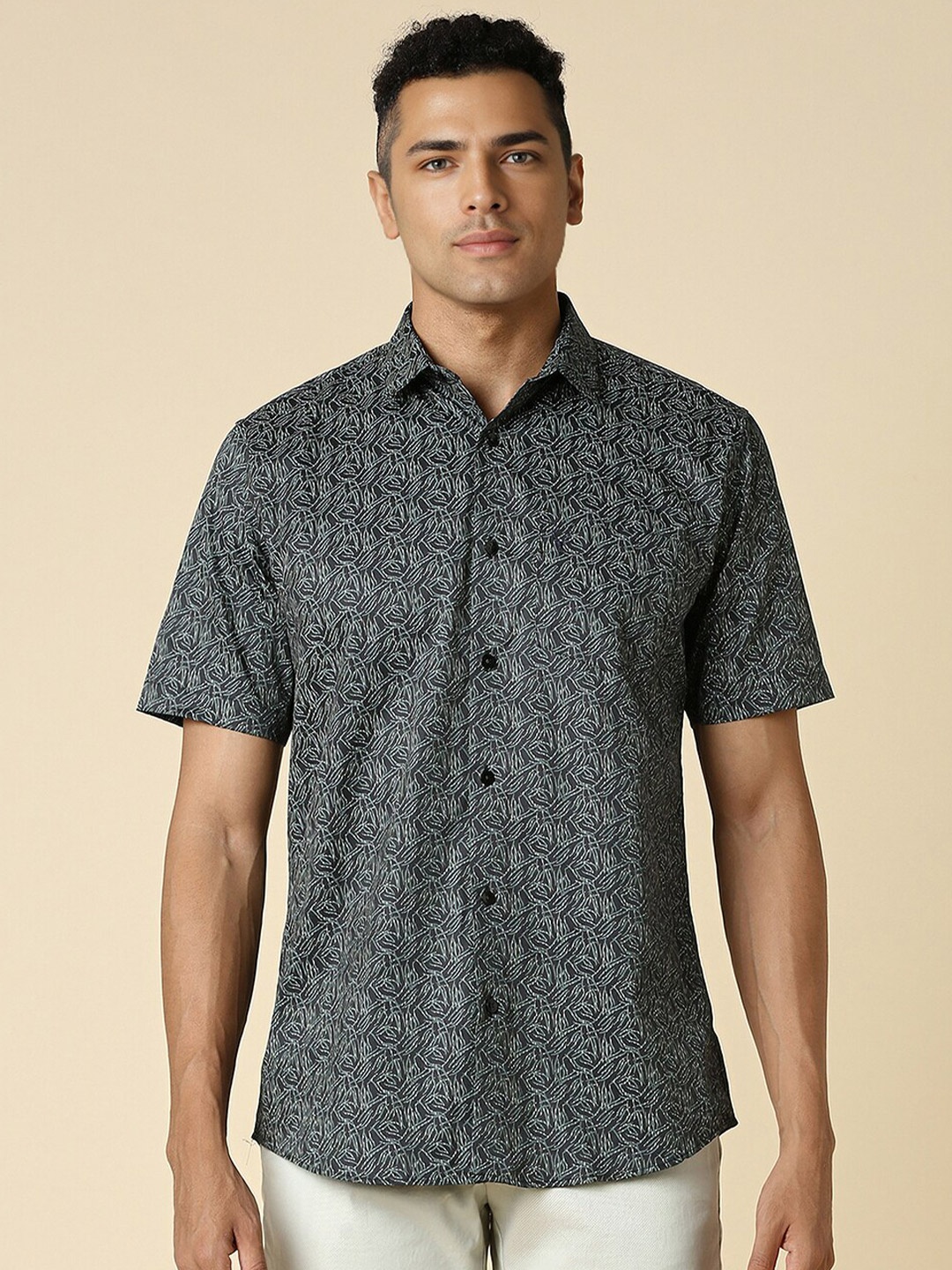 

Allen Solly Slim Fit Printed Cotton Casual Shirt, Black