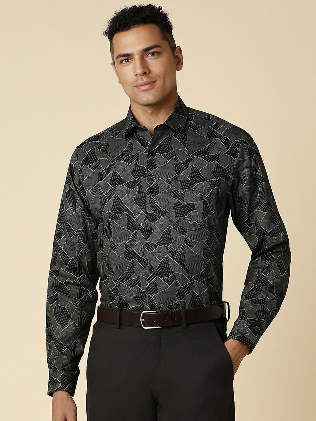 

Allen Solly Abstract Printed Slim Fit Cotton Formal Shirt, Black