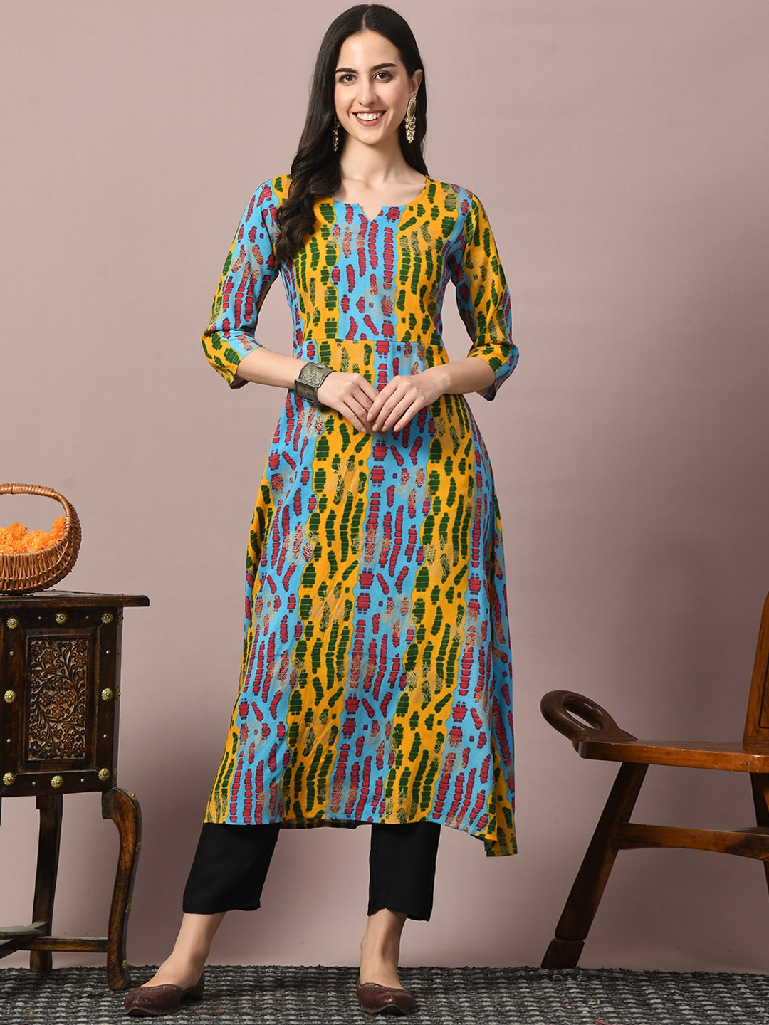

GLOWWORLD Abstract Printed Round Neck Straight Kurta, Blue