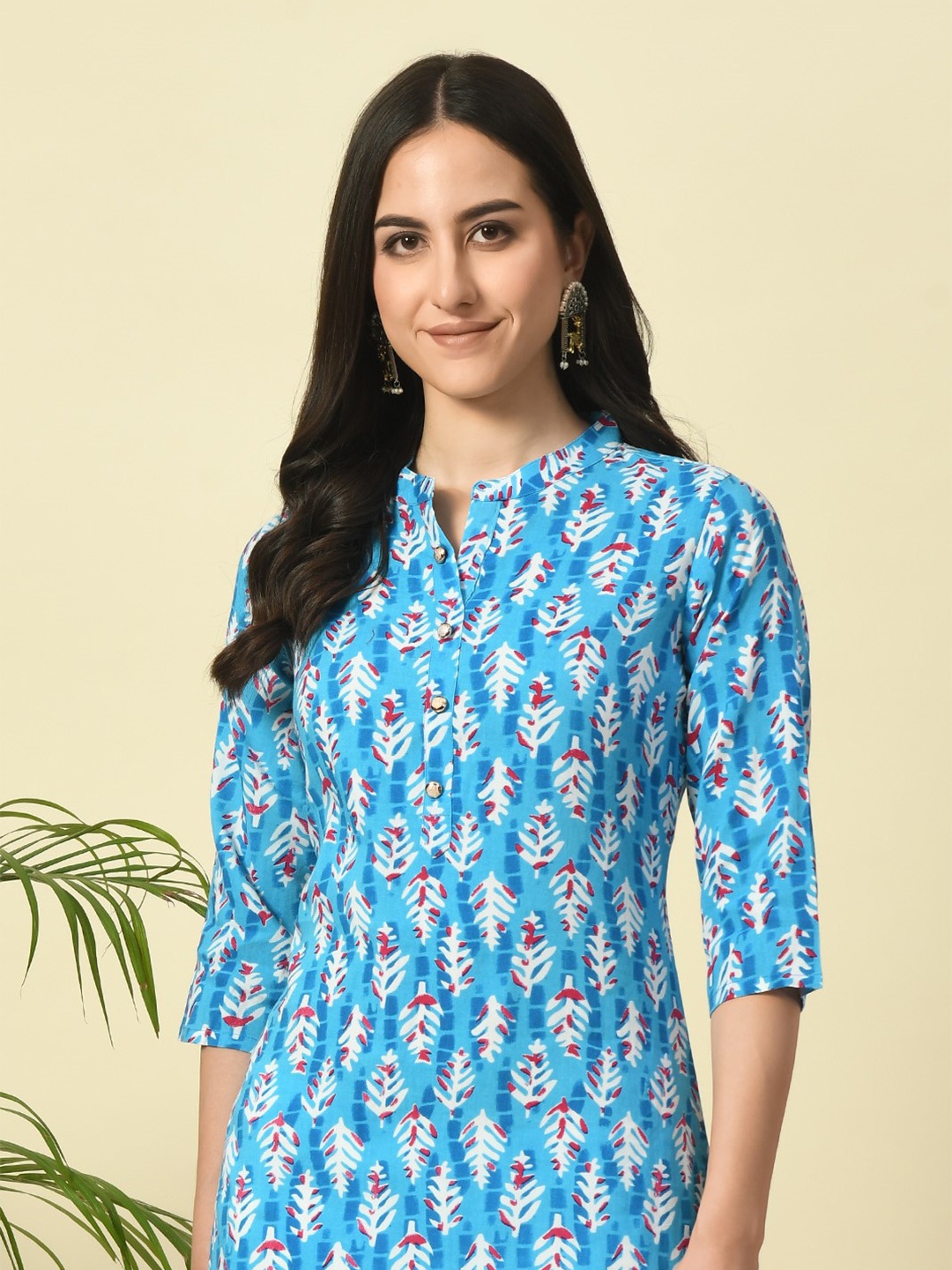 

GLOWWORLD Ethnic Motifs Printed Mandarin Collar Straight Kurta, Blue