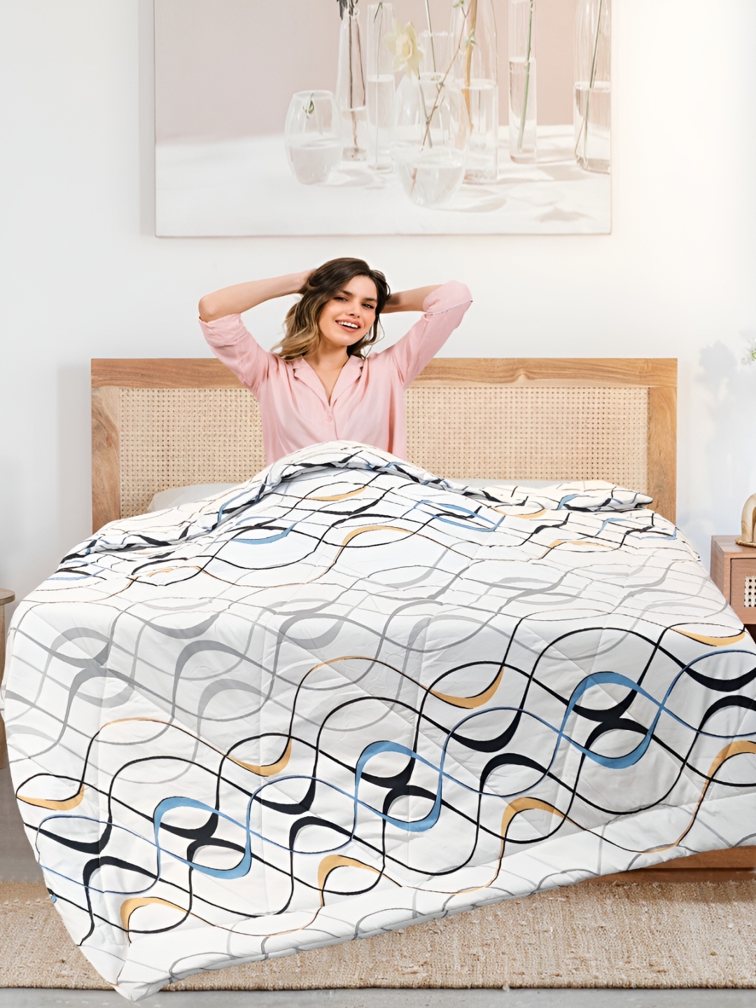 

Supreme Home Collective White AC Room 300 GSM Double Bed Comforter