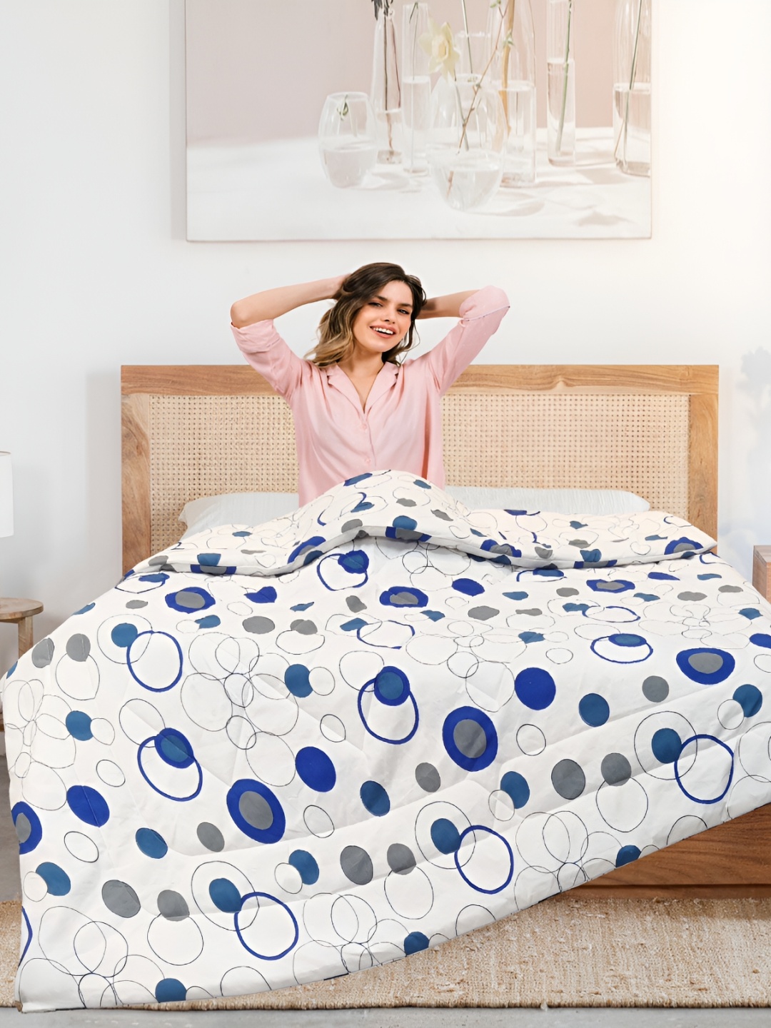 

Supreme Home Collective White AC Room 300 GSM Double Bed Comforter