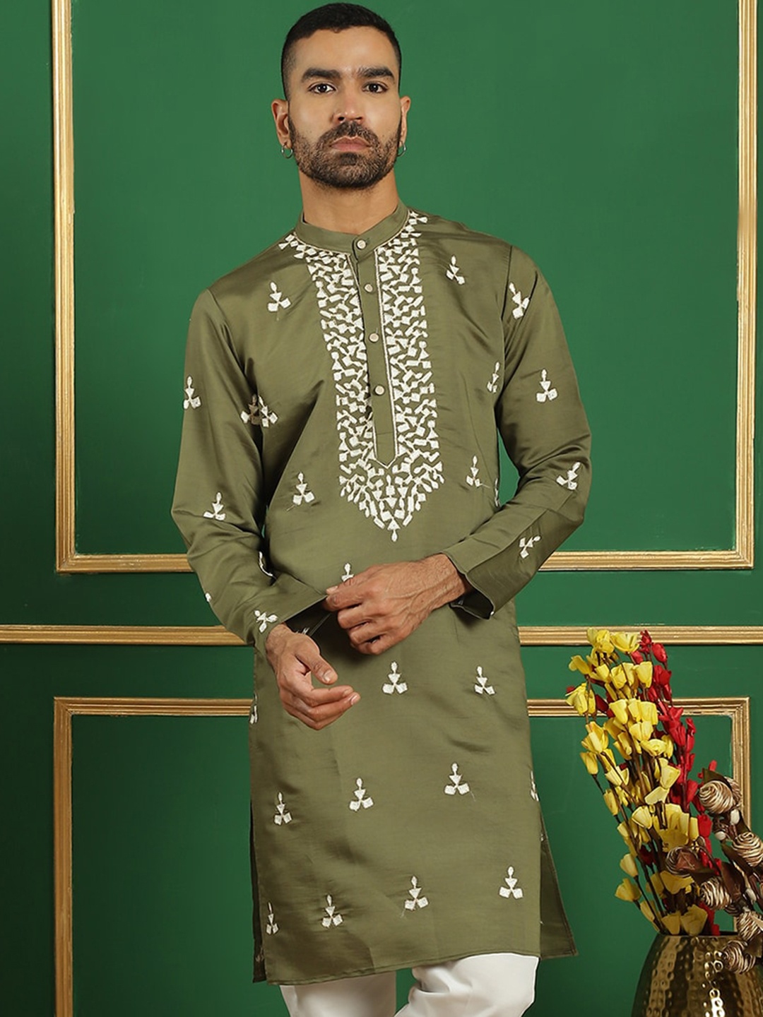 

Anouk Geometric Chikankari Embroidered Cotton Silk Straight Kurtas, Olive